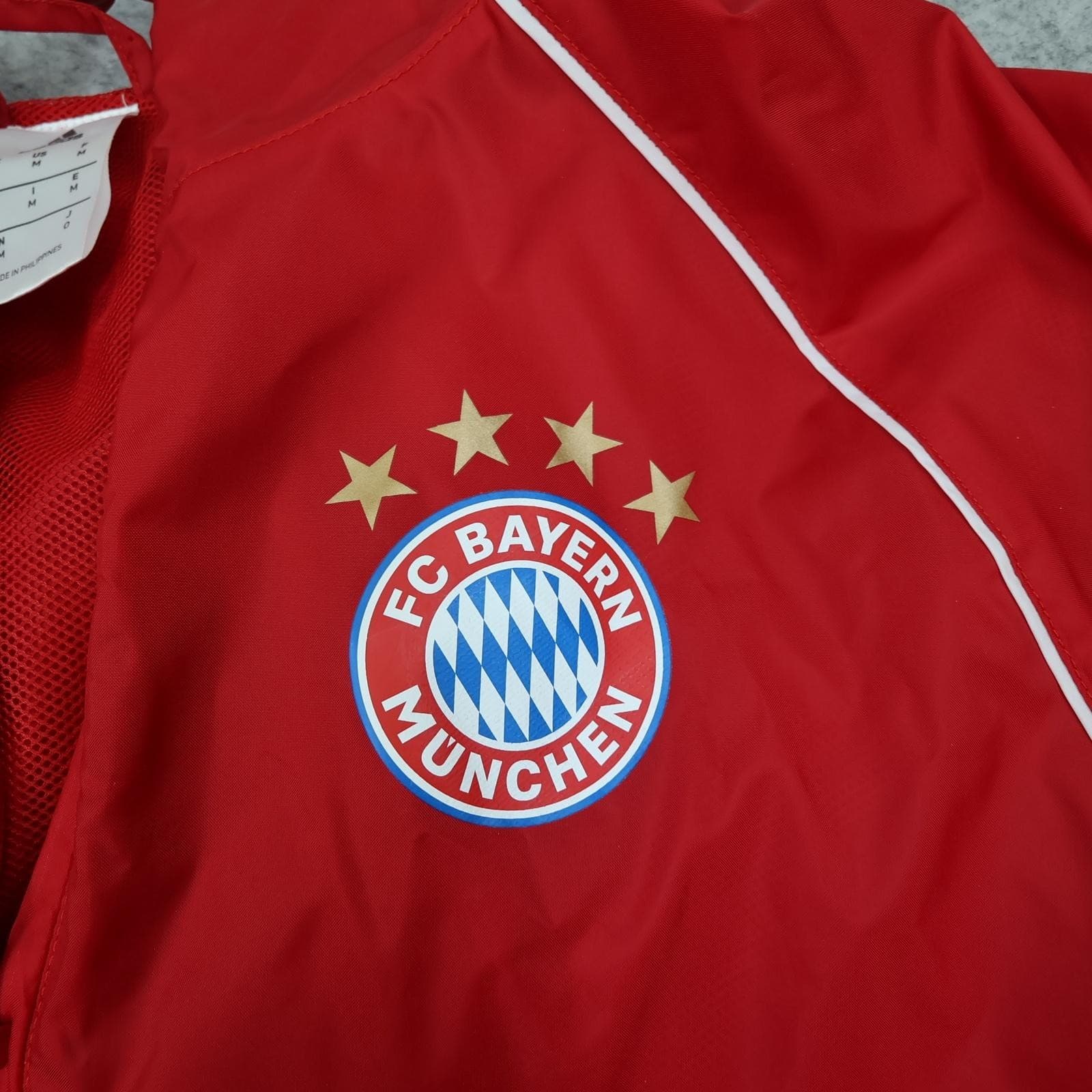 Bayern Munich Jacket Mens Medium Red 2017 2018 Adidas Rain Full Zip Top photo 3