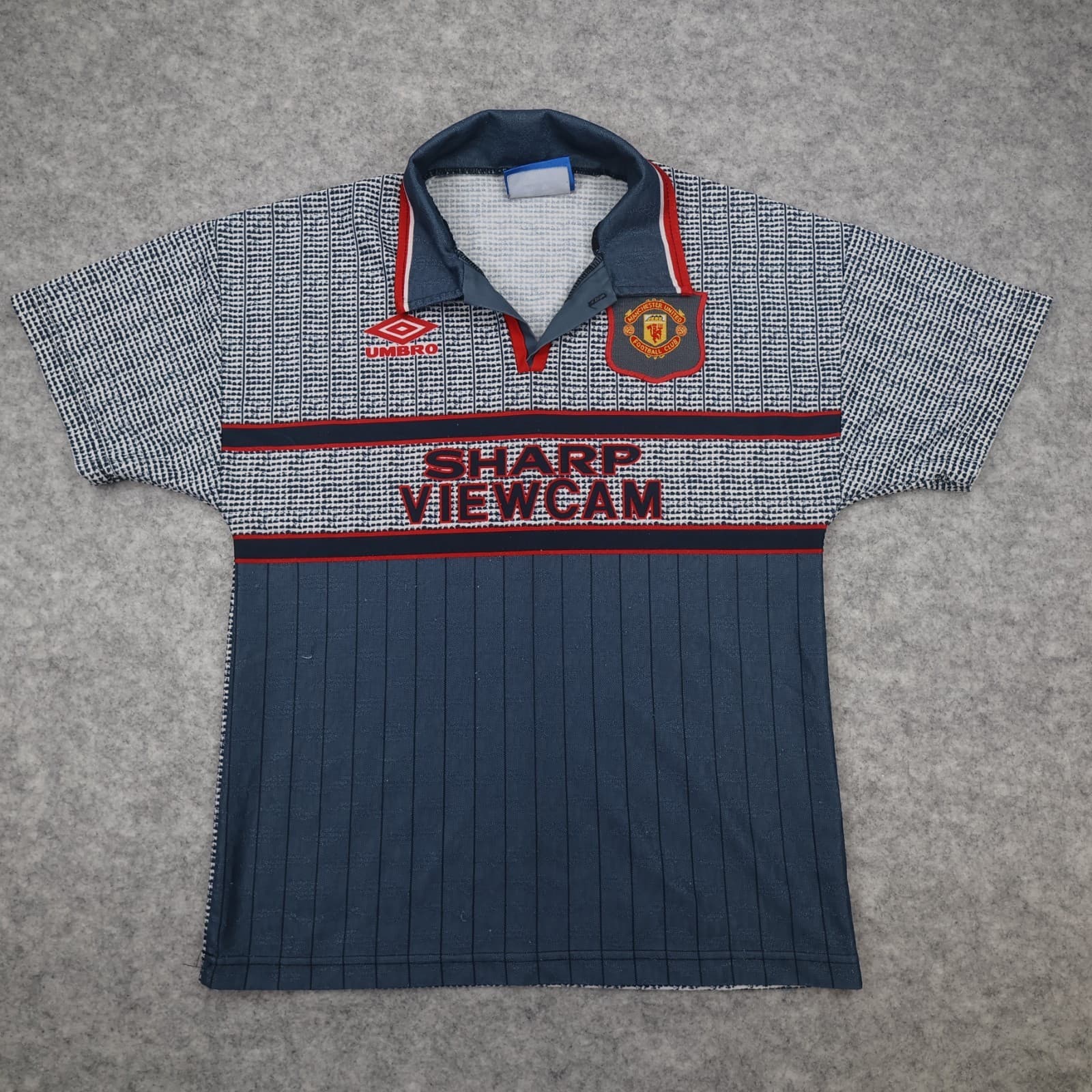 Vintage Manchester United Shirt Kids Large Grey Away Kit 1995 1996 Umbro Jersey