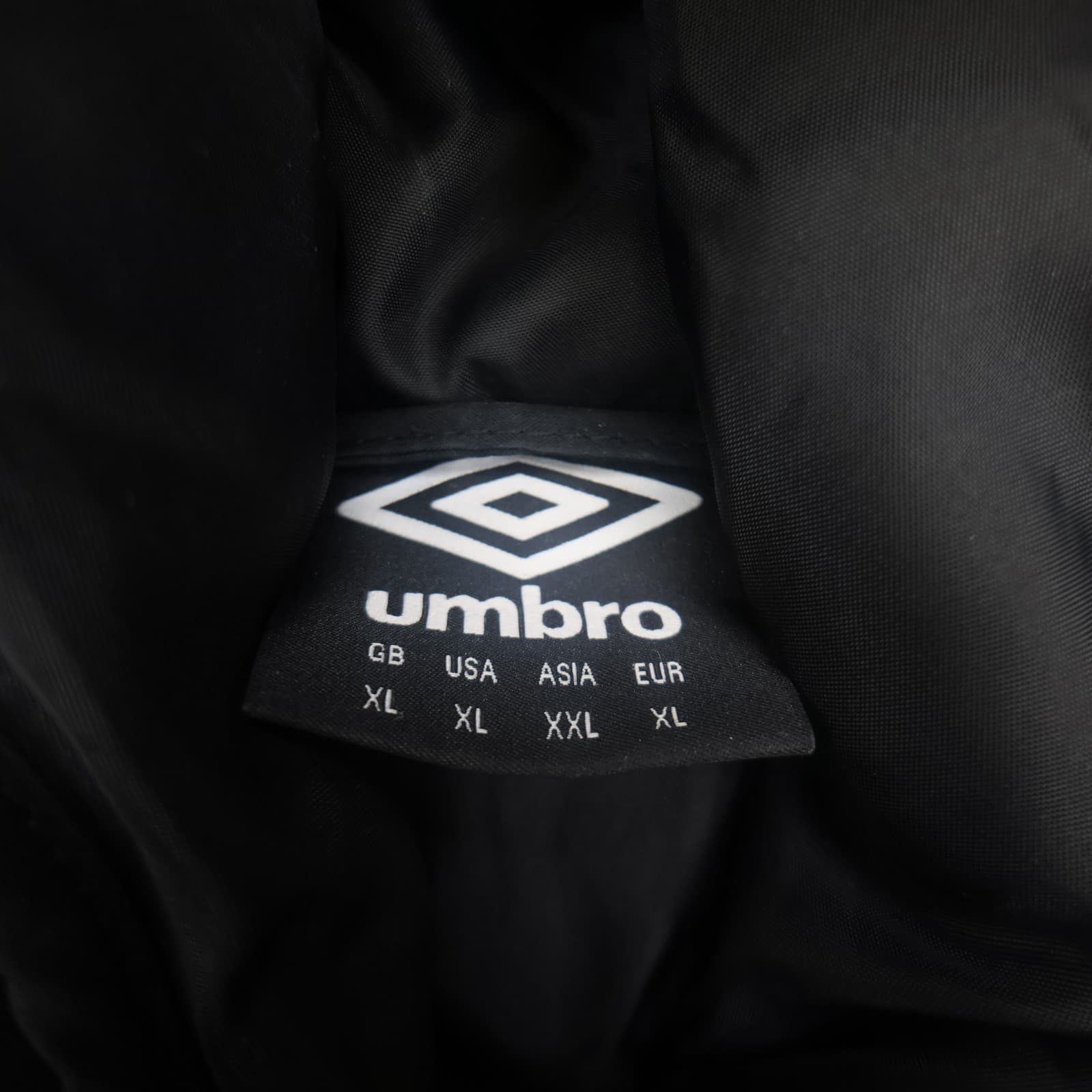 Burnley Jacket Extra Large Black Winter Umbro 2019 2020 Padded Long Bench Coat photo 6