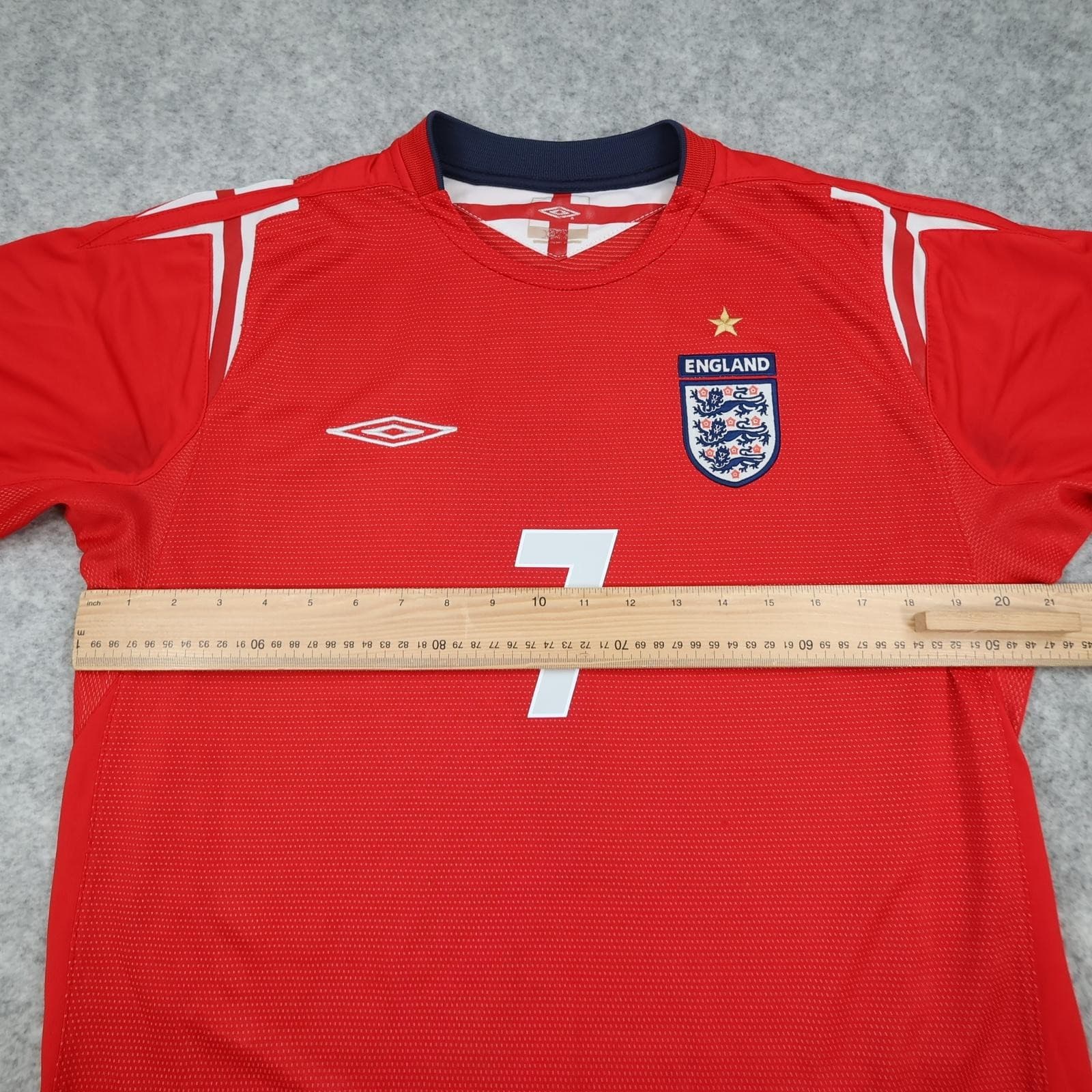 Vintage England Away Shirt Mens Large Red 2004 2006 Soccer Jersey Umbro Beckham photo 12