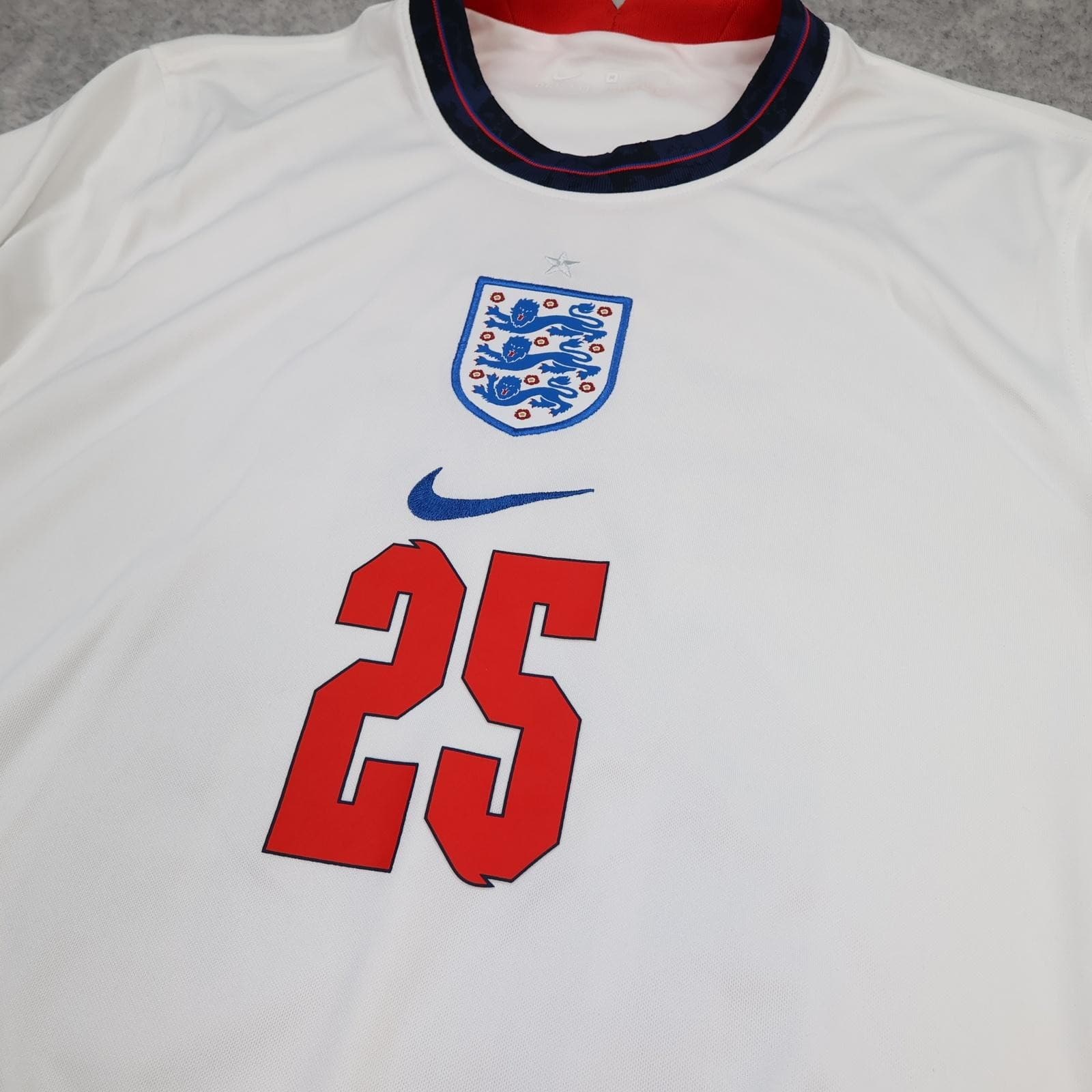 England Home Shirt Mens Medium White 2020 2021 Football Nike Saka 25 Jersey photo 3