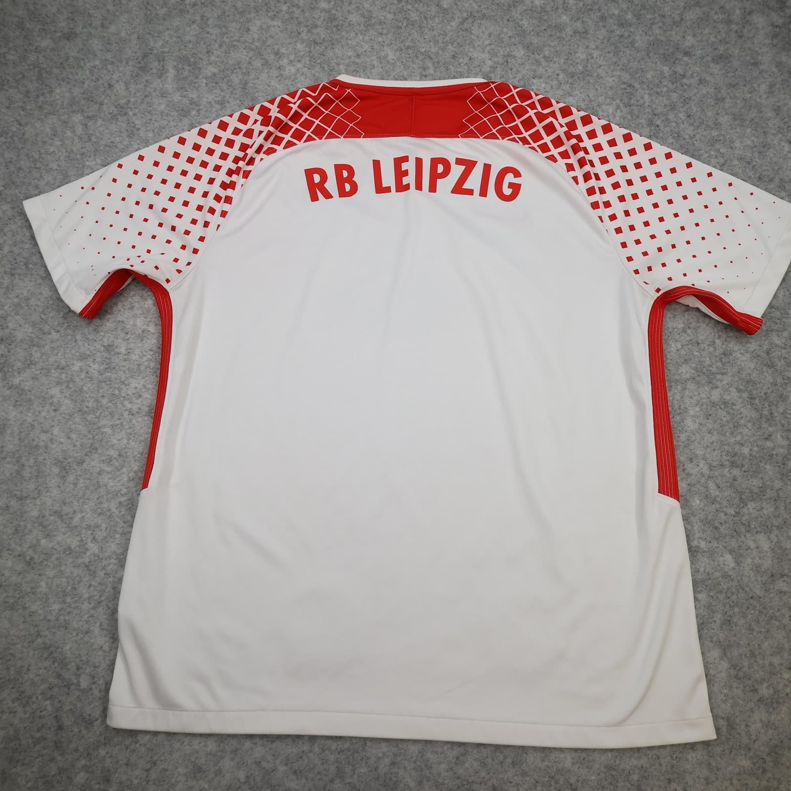 RB Leipzig Shirt Mens XL White Home 2017 2018 Nike Dri Fit Soccer Jersey photo 2