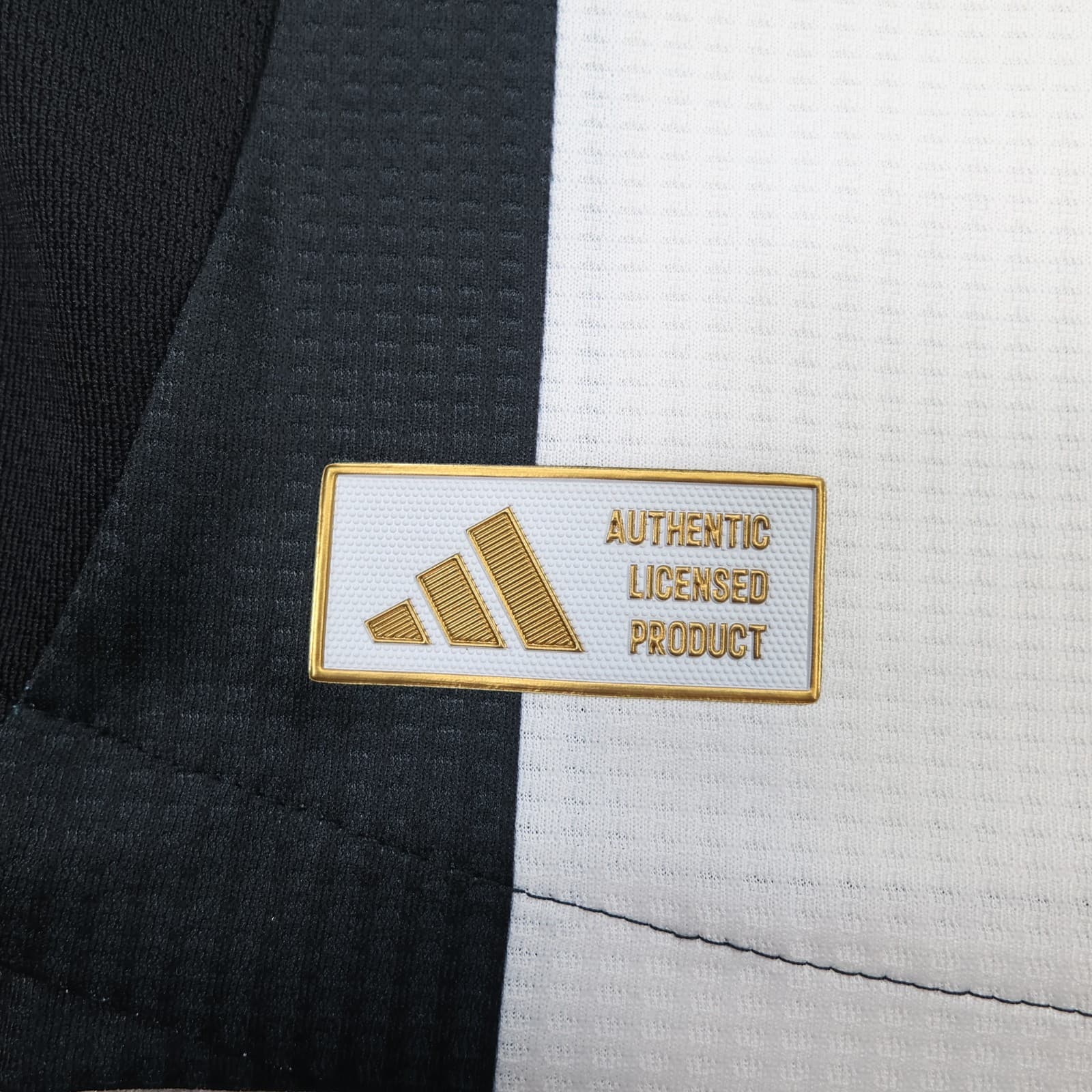 Newcastle United Shirt Medium White Home Kit 2024 2025 Adidas Jersey Guimarães photo 6