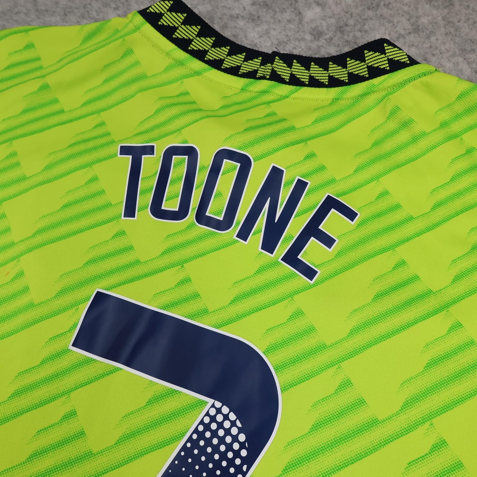Manchester United Shirt Womens Small 8-10 3rd 2022 2023 Adidas Toone 7 Jersey photo 10