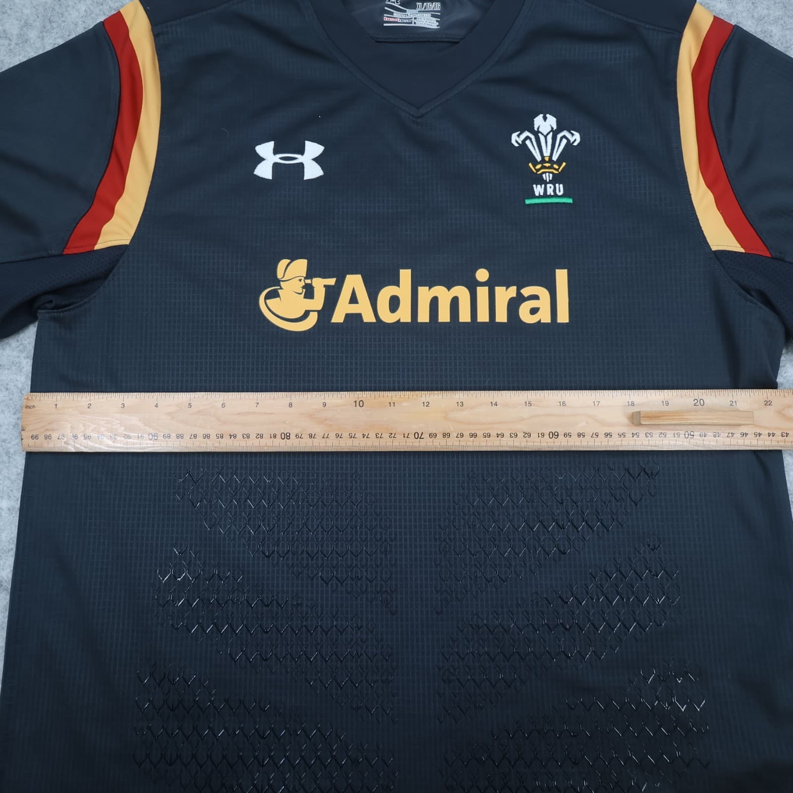 Wales Rugby Shirt Extra Large Black Away Kit 2015 2016 Under Armour Jersey photo 13