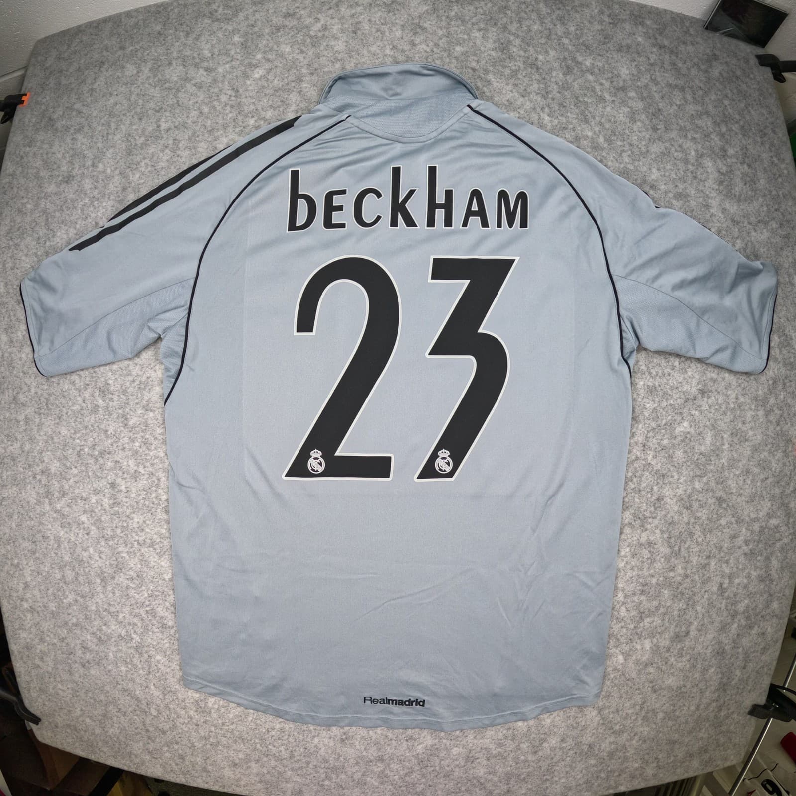 Real Madrid Football Shirt Large Grey Third 2005 06 adidas Beckham 23 Jersey