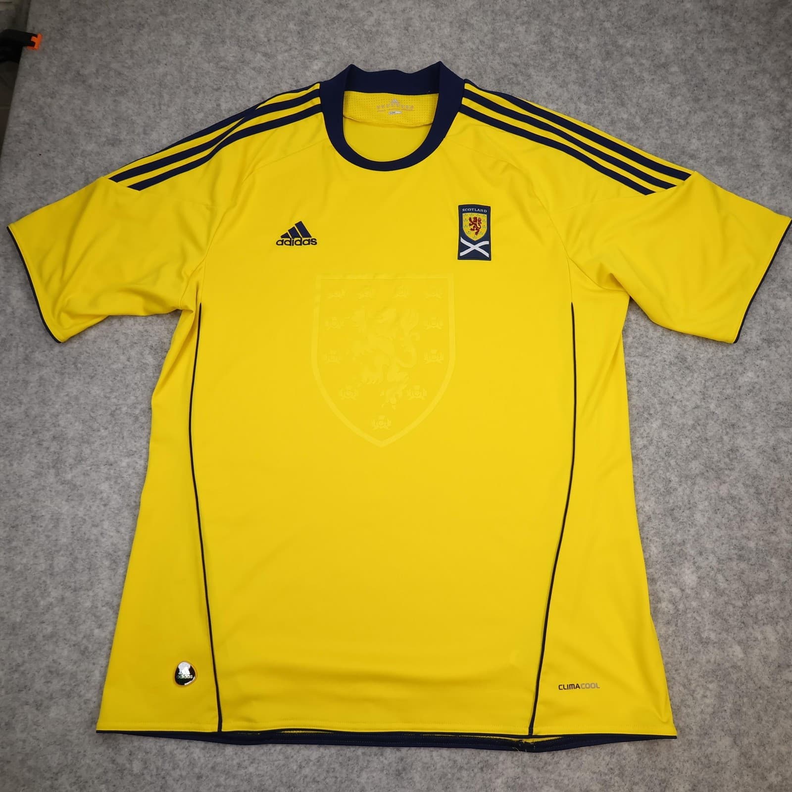 Scotland Away Shirt Mens Extra Large Yellow 2010 2011 Football Soccer Jersey