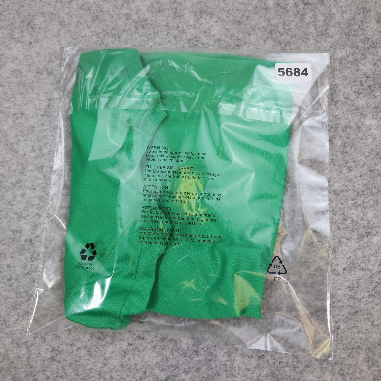 Arsenal Goalkeeper Shirt Kids 11-12 Years Green 2018 2019 Puma Soccer Jersey photo 15