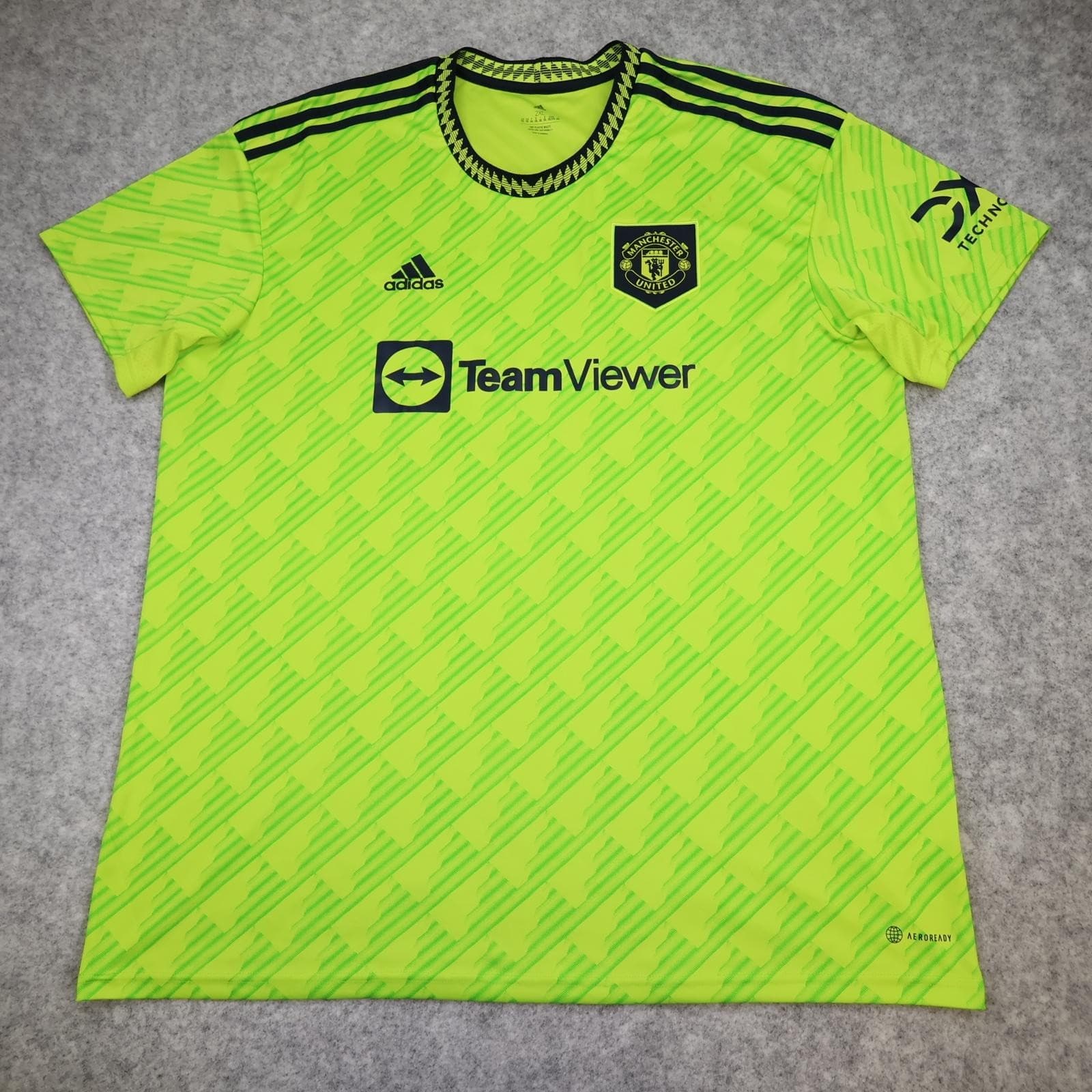 Manchester United Shirt Mens 2XL Green 3rd Kit 2022 2023 Adidas Casemiro 18 photo 2