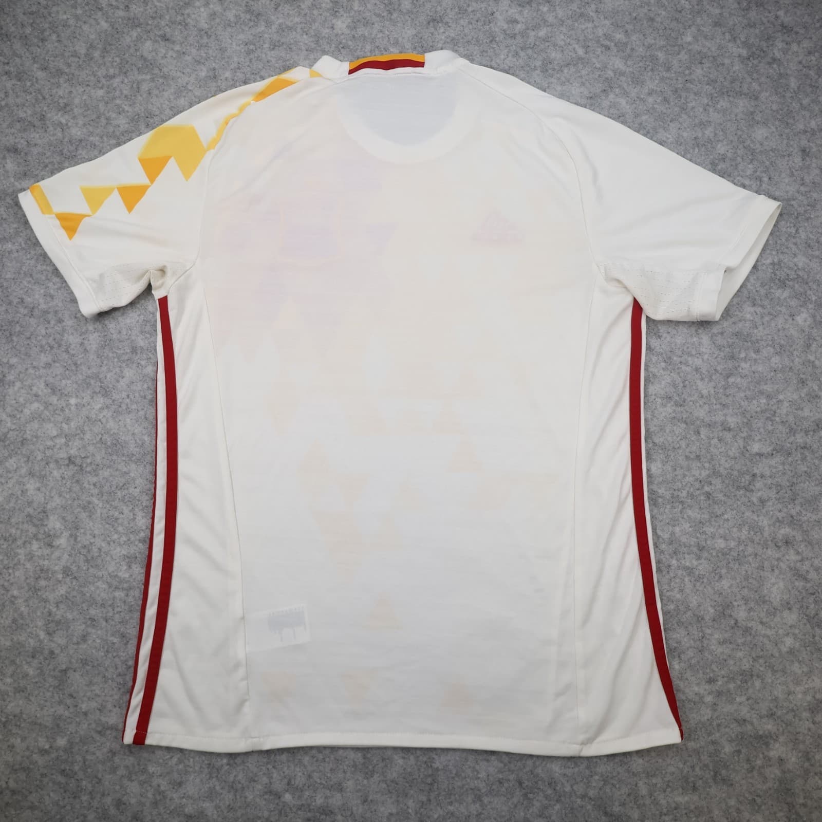 Spain Football Shirt Medium White Away Kit 2016 2017 España Soccer Jersey photo 2