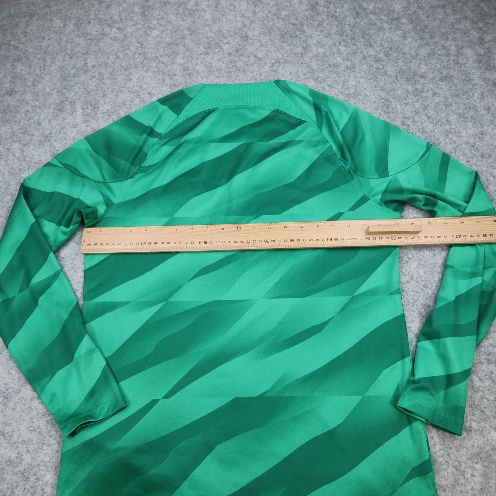 Paris Saint-Germain Goalkeeper Mens Medium Green 2023 2024 Nike Soccer Jersey photo 11