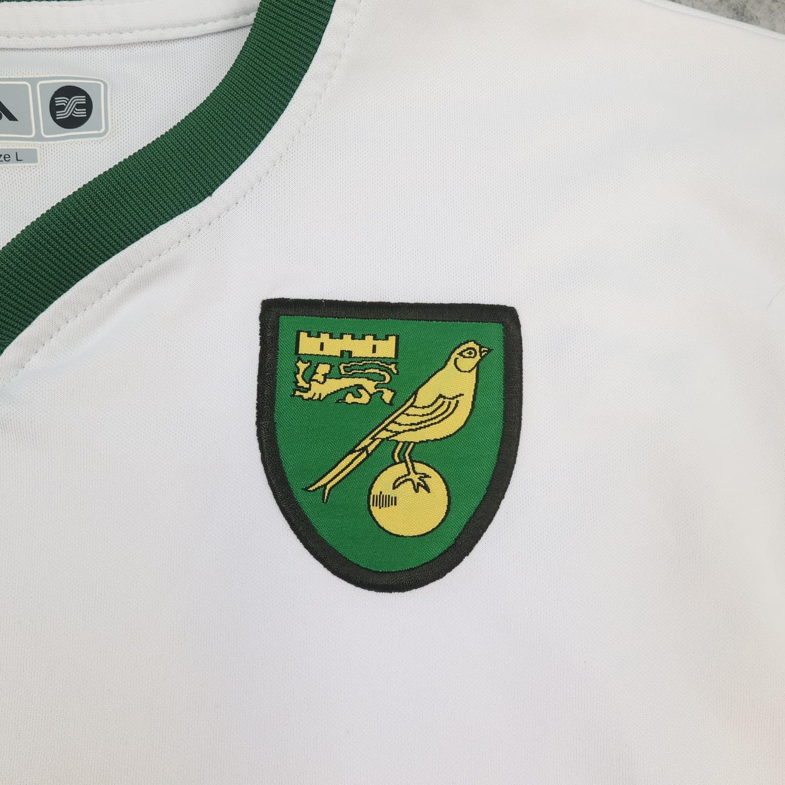 Norwich City Shirt Mens Large White Away 2006 2007 Xara Flybe Soccer Jersey photo 4