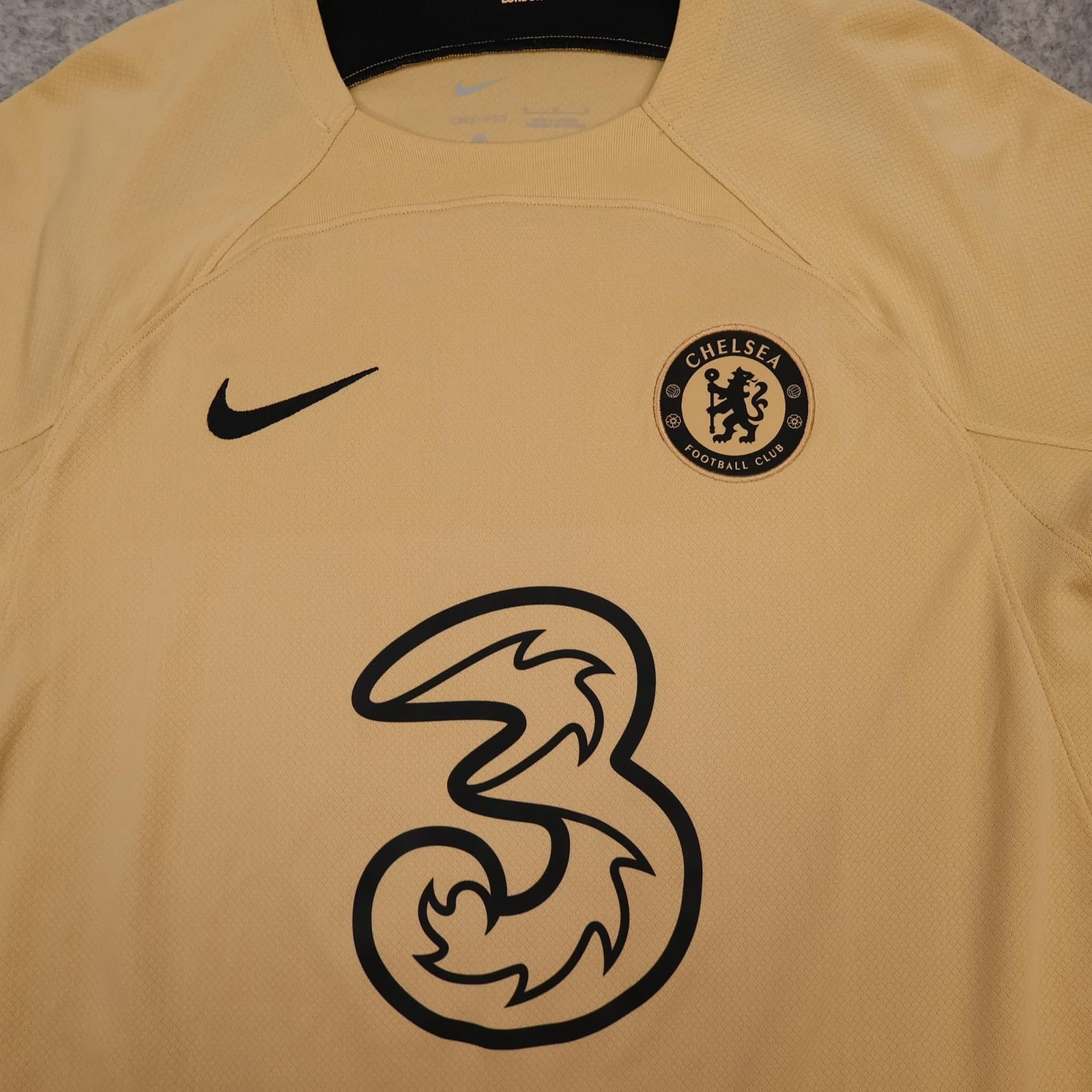 Chelsea Shirt Mens Medium Beige Third Kit 2022 2023 Football Nike Pulisic 10 photo 4