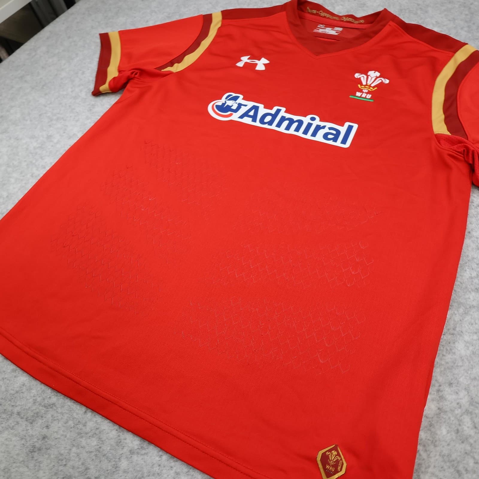 Wales Rugby Shirt Mens Large Red Rugby Union Under Armour 2015 2017 Jersey photo 8