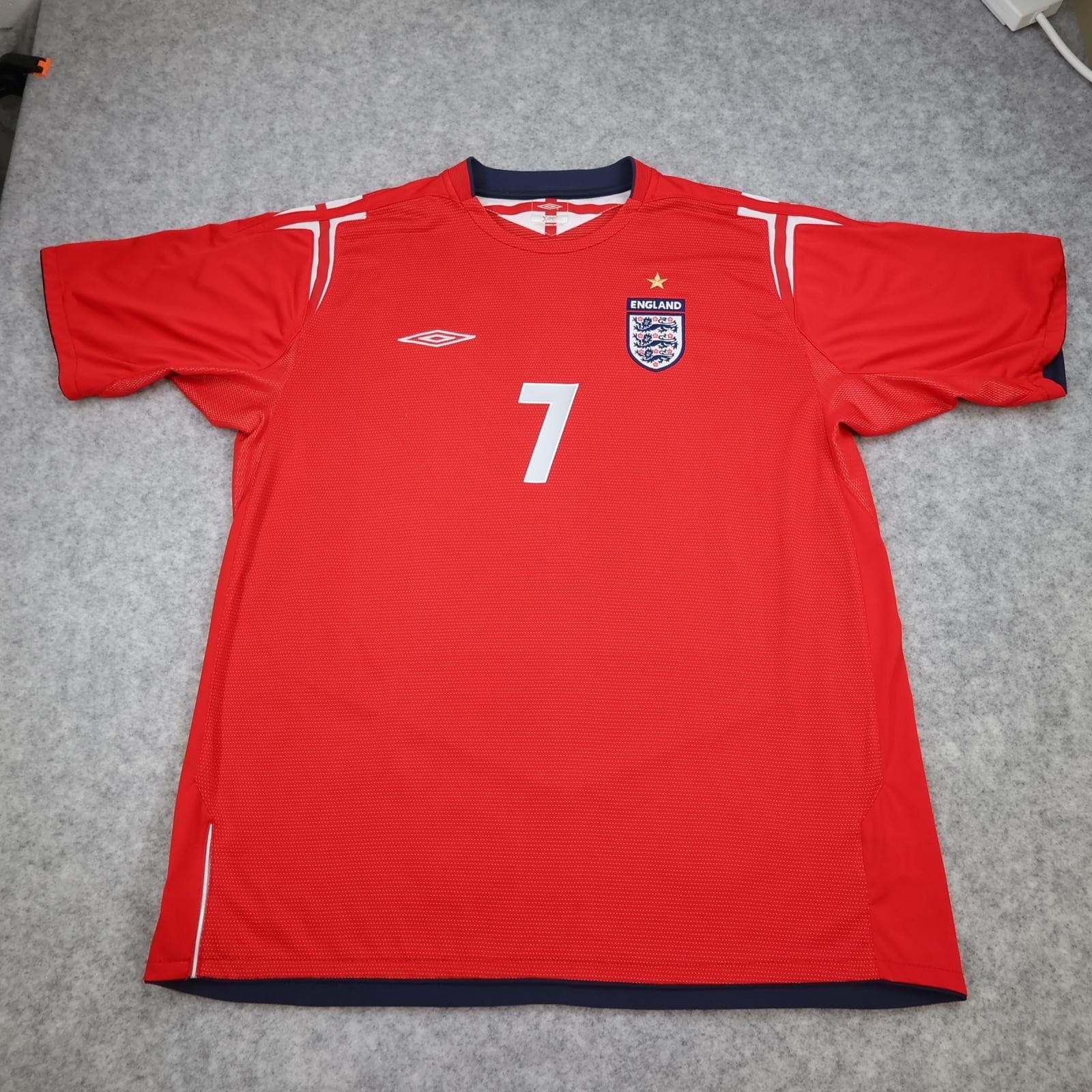 Vintage England Away Shirt Mens 2XL Red 2004 2006 Football Umbro Beckham photo 5