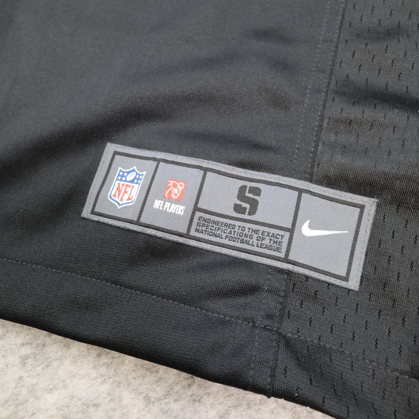 Carolina Panthers Shirt Mens Small Black NFL 2017 2018 Nike McCaffrey 22 Jersey photo 4