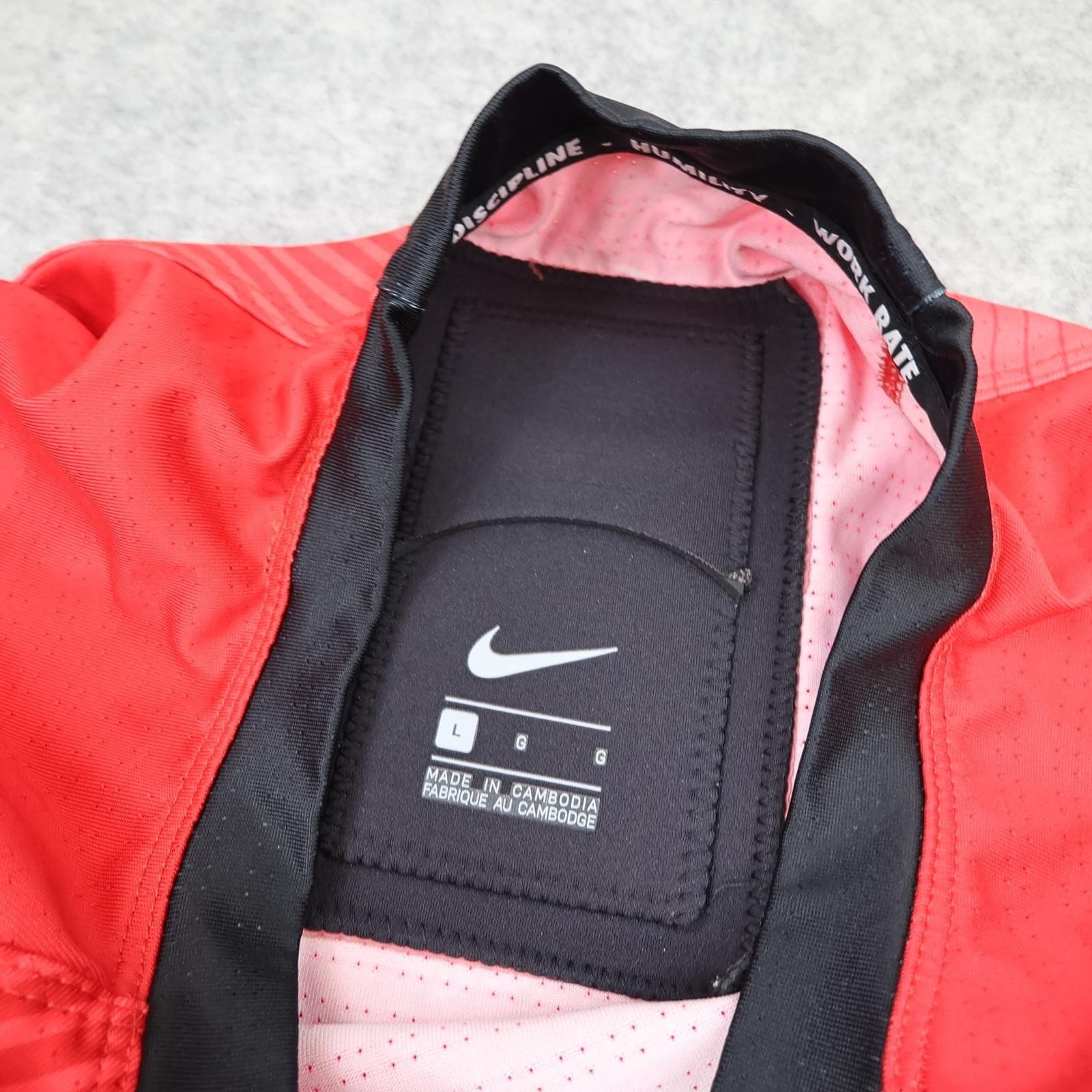 Saracens Rugby Shirt Mens Large Red Rugby Union Nike Allianz Jersey 2019 2020 photo 7