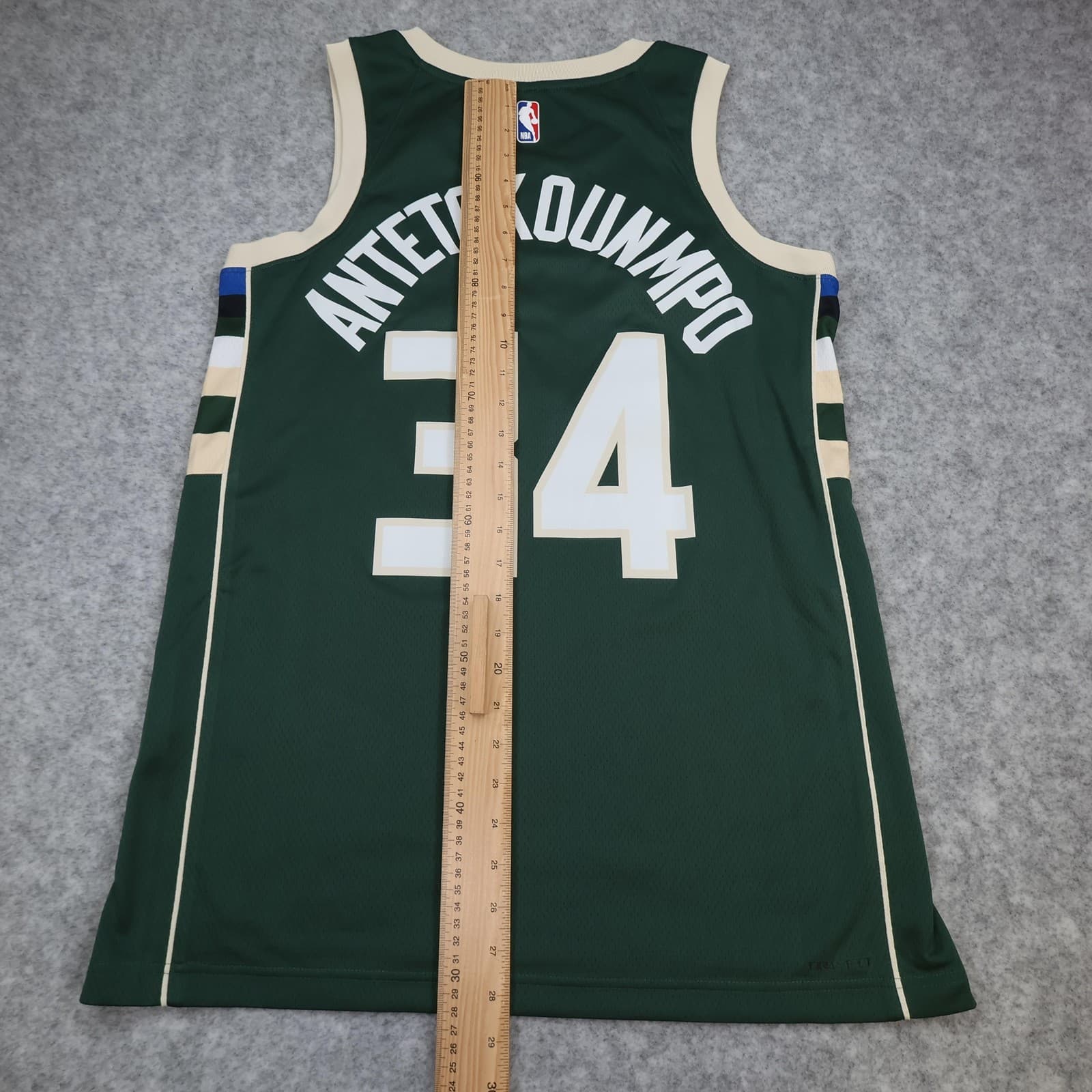 Milwaukee Bucks Basketball Jersey Mens Medium Green NBA Nike Antetokounmpo 34 photo 10
