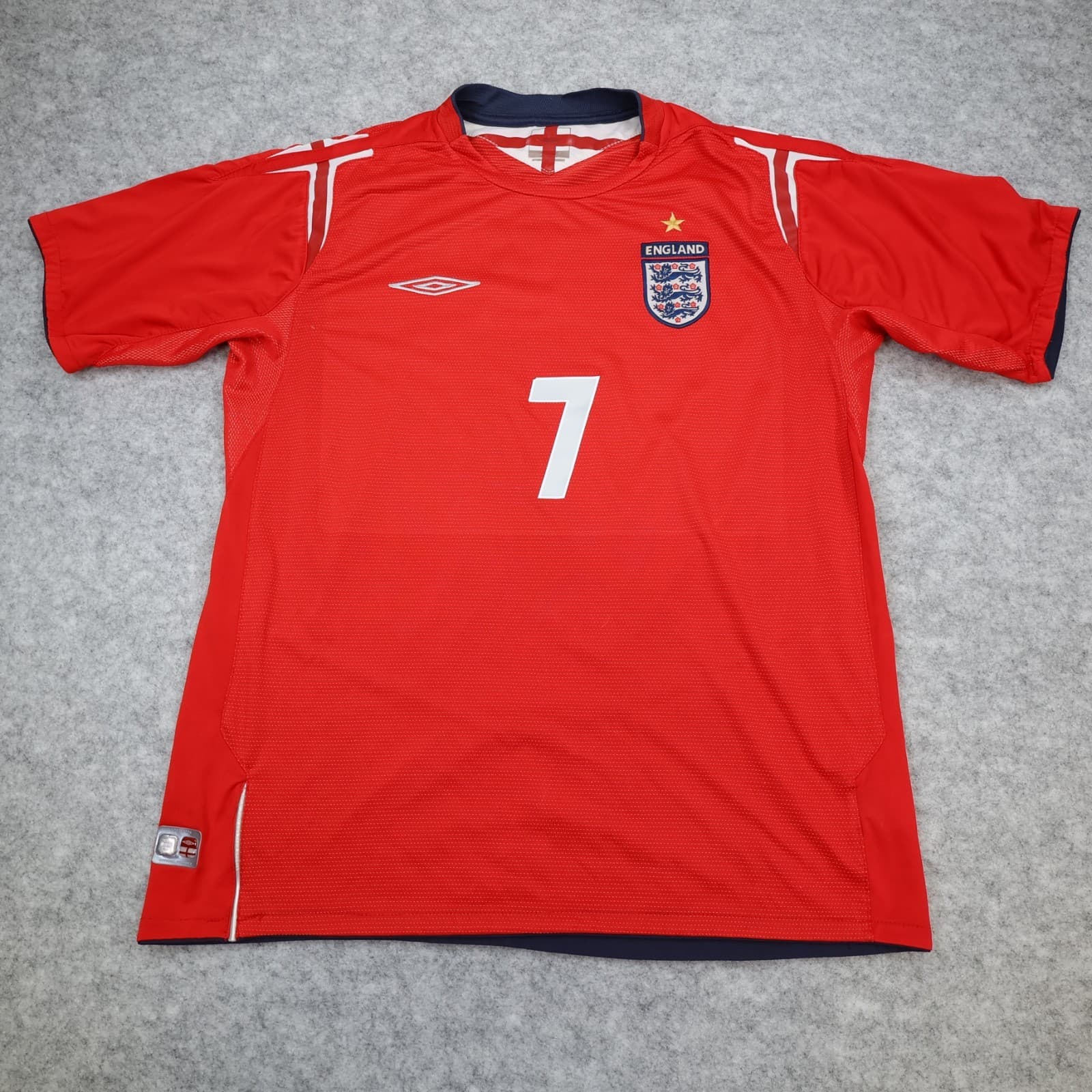 England Football Shirt Large Red Away Euro 2004 2006 Jersey David Beckham photo 2