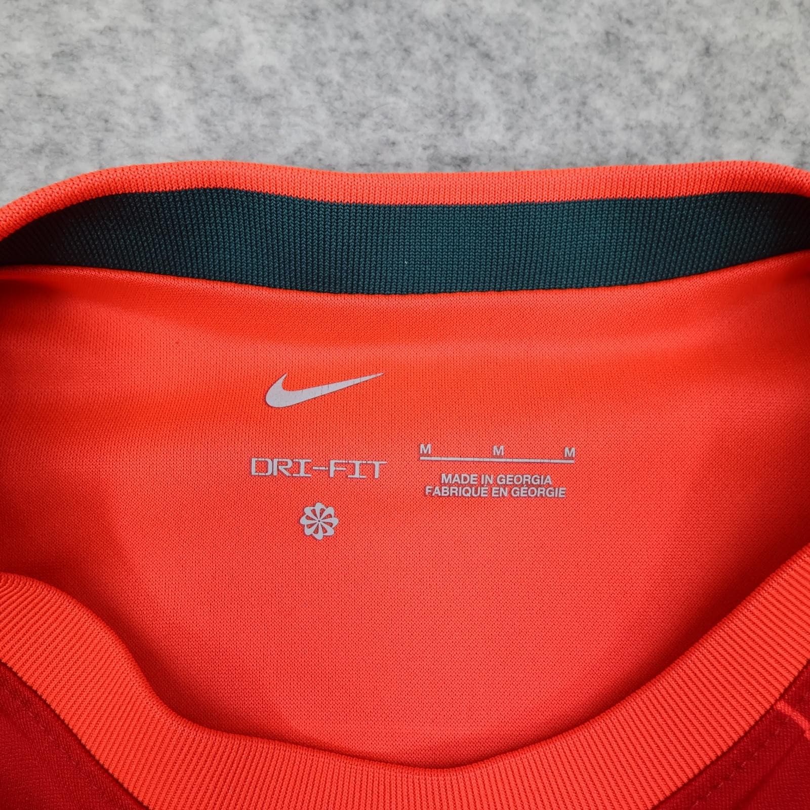 Liverpool Shirt Mens Medium Red Home 2021 2022 Nike Standard Chartered photo 6