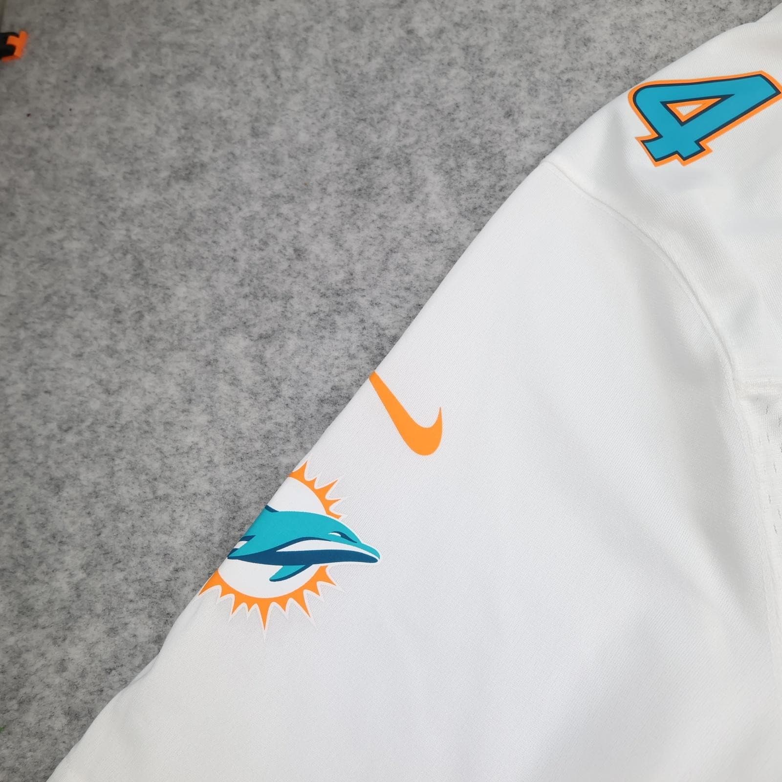 Miami Dolphins Shirt Mens Large White NFL American Football Nike Landry 14 photo 5