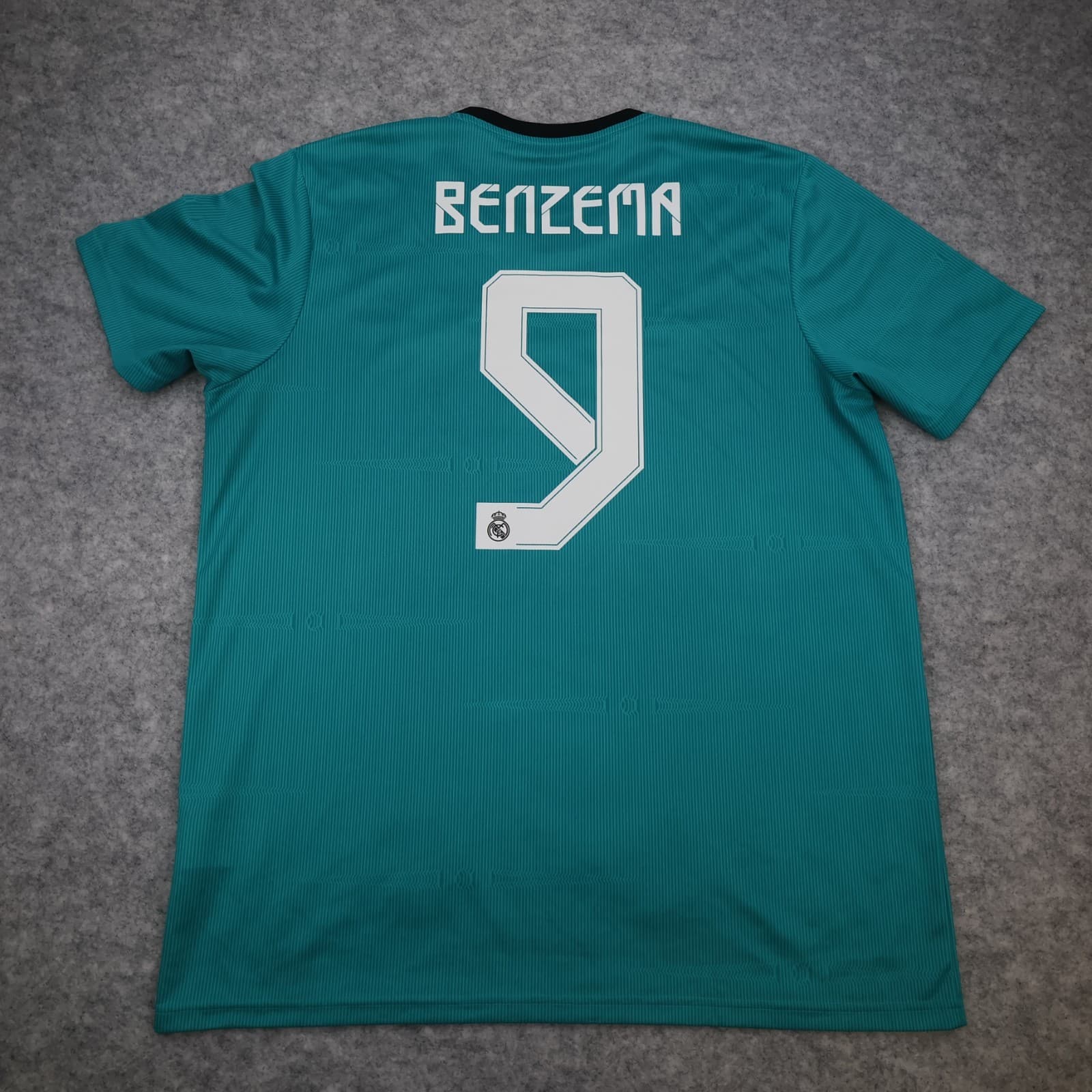 Real Madrid Shirt Extra Large Green Third Kit 2021 2022 Adidas Karim Benzema