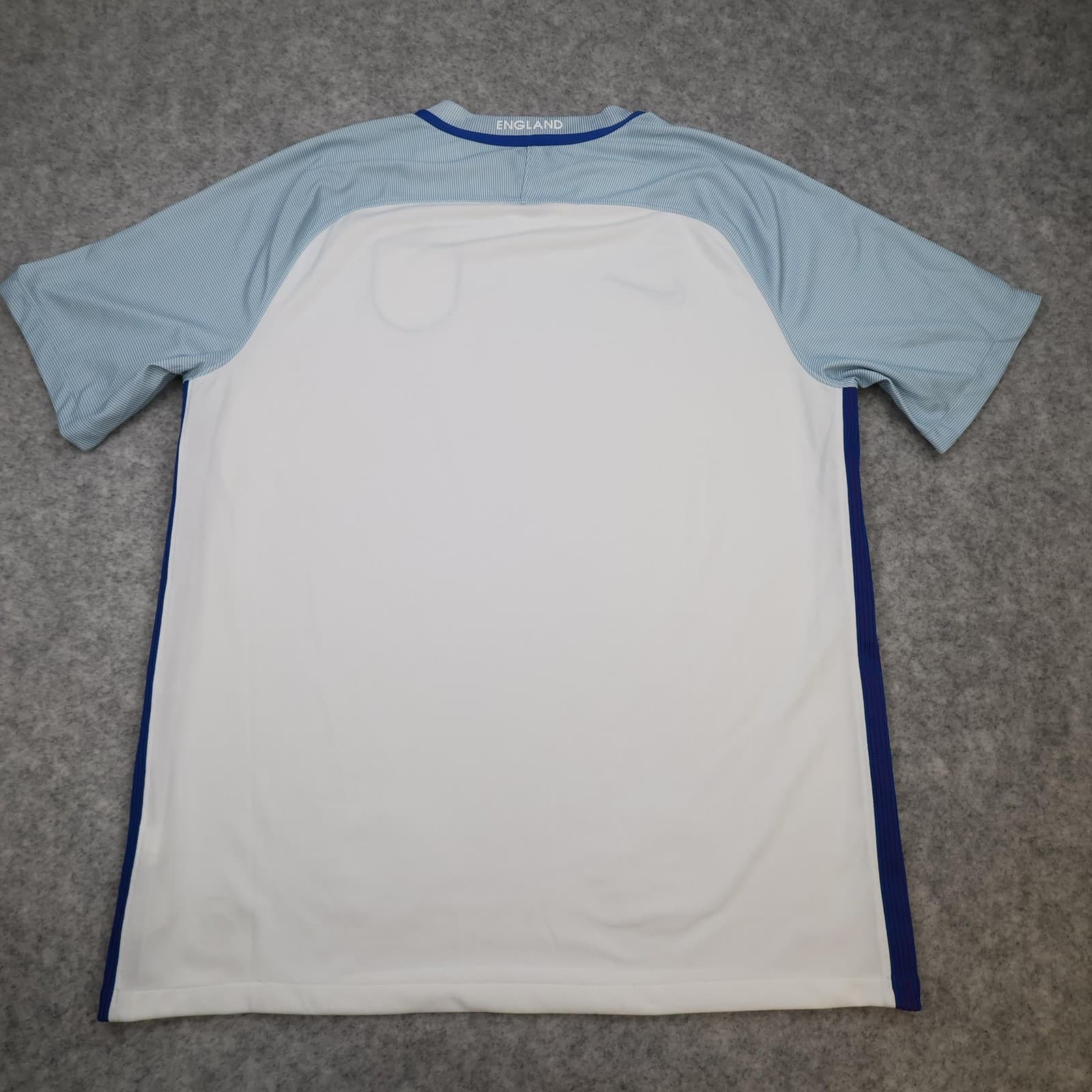 England Home Shirt Mens Large White 2016 2017 Football Nike Dri Fit Jersey Top photo 2
