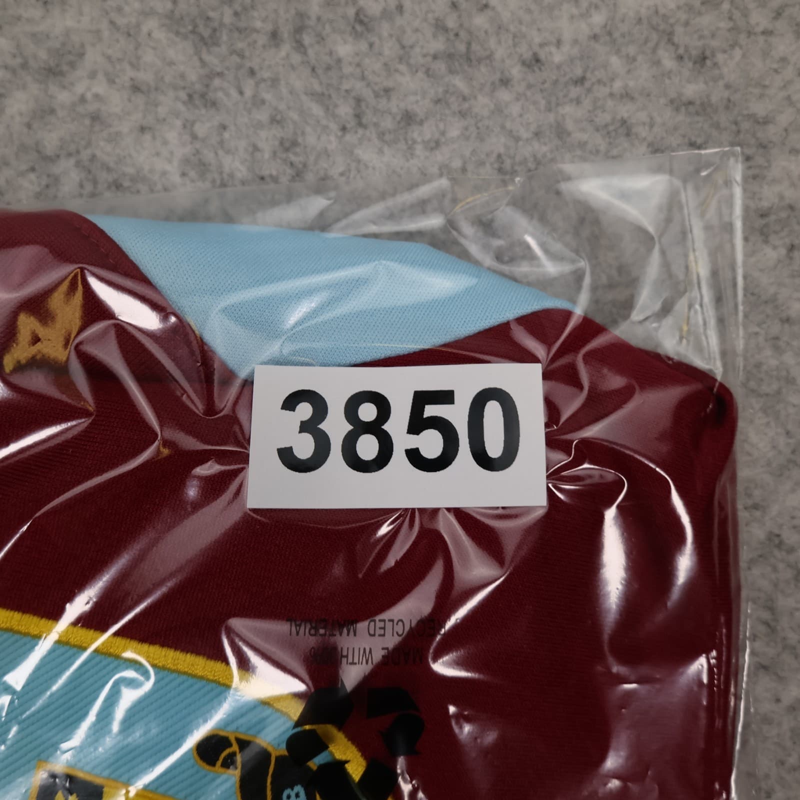 Burnley Football Home Medium Shirt Umbro Long sleeve 2020 2021 photo 15