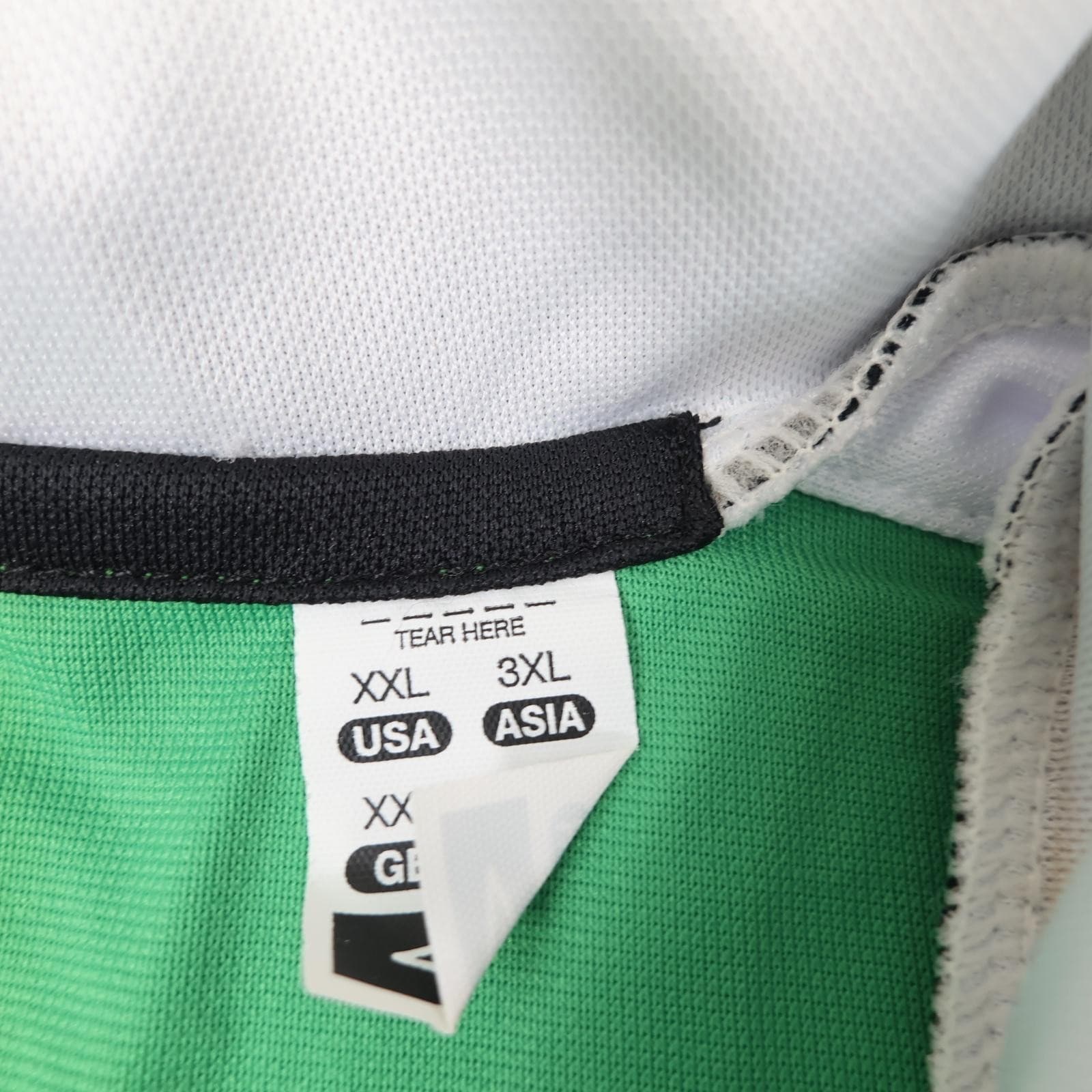 Vintage Celtic Shirt Mens 2XL Green White Home Football Umbro 2004 2005 Carling photo 5