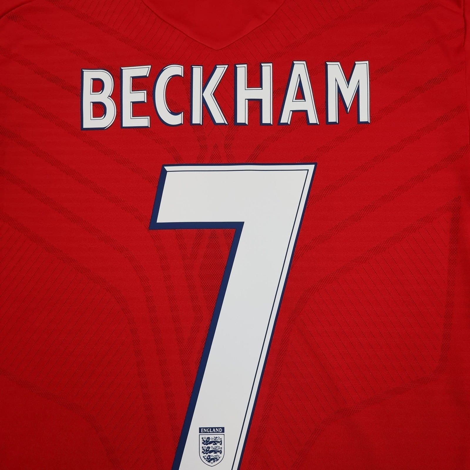 England Football Shirt Medium Red Away Kit 2008 2010 Jersey David Beckham 7 photo 15