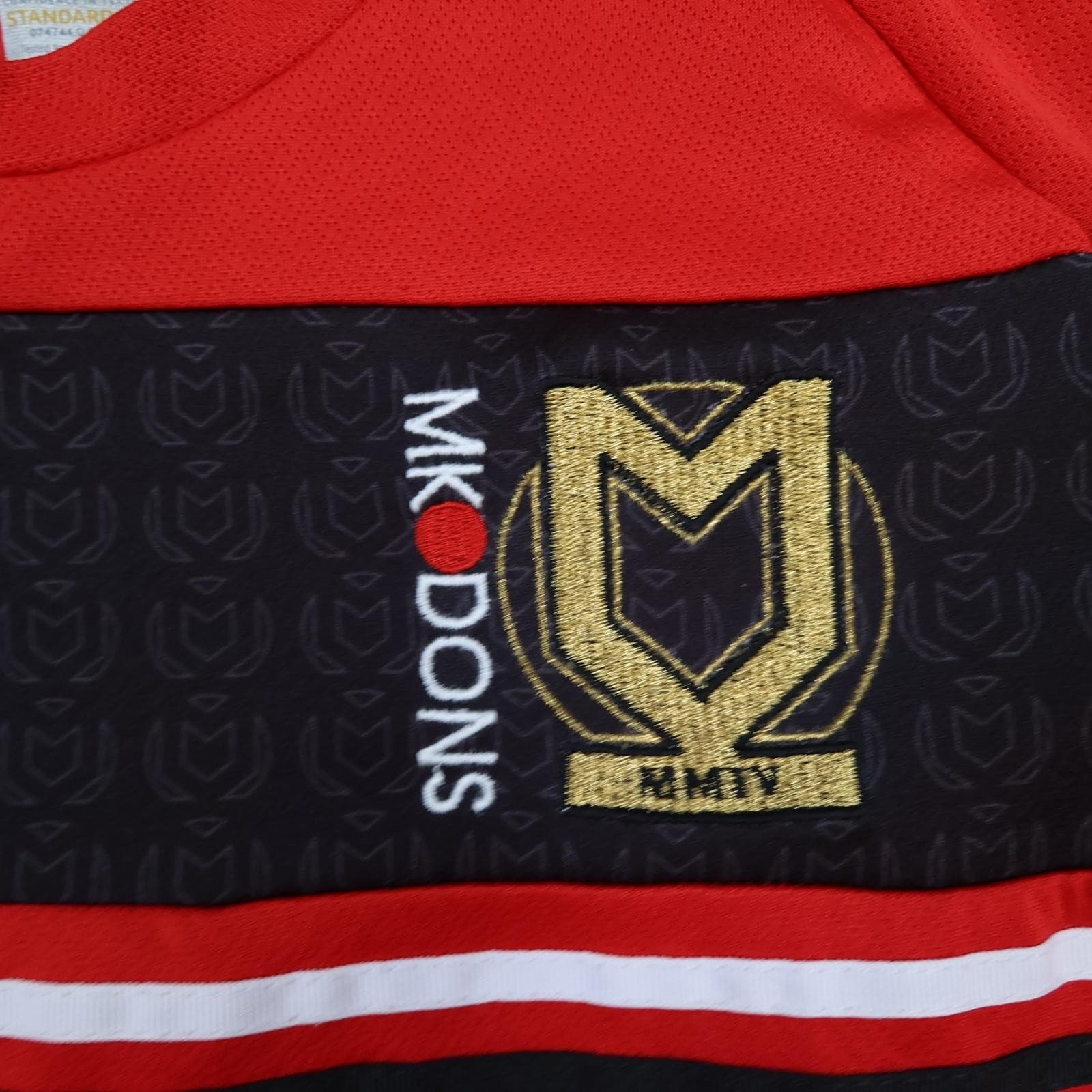 Milton Keynes Dons Training Shirt Youth XXS Red EFL Football Errea Jersey photo 3