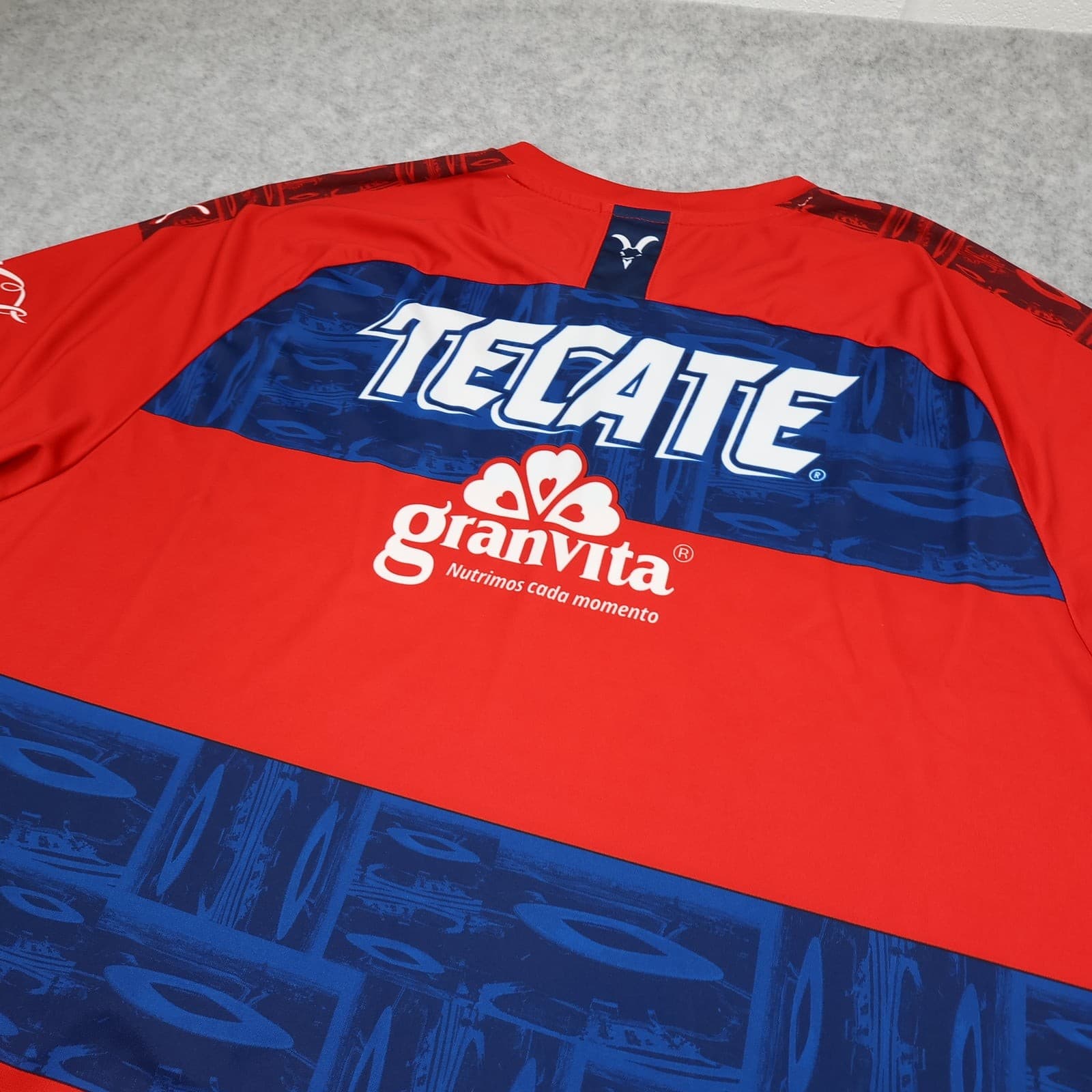 Chivas Guadalajara Football Shirt Puma Away Shirt 2019 2020 Soccer Jersey photo 6