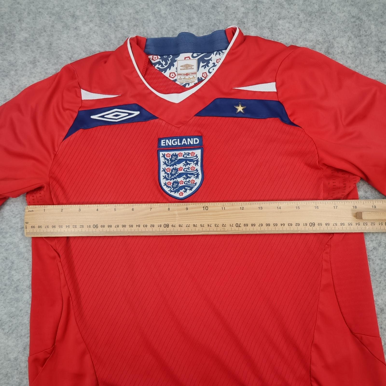 England Away Shirt Mens Small Red Short Sleeve 2008 2010 Football Umbro Jersey photo 10