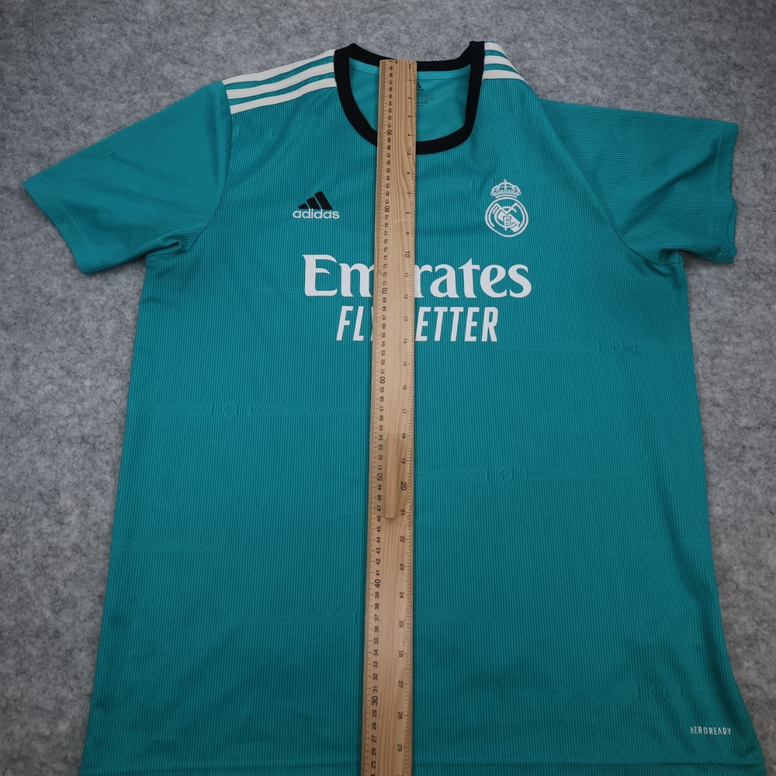 Real Madrid Shirt Extra Large Green Third Kit 2021 2022 Adidas Karim Benzema photo 15