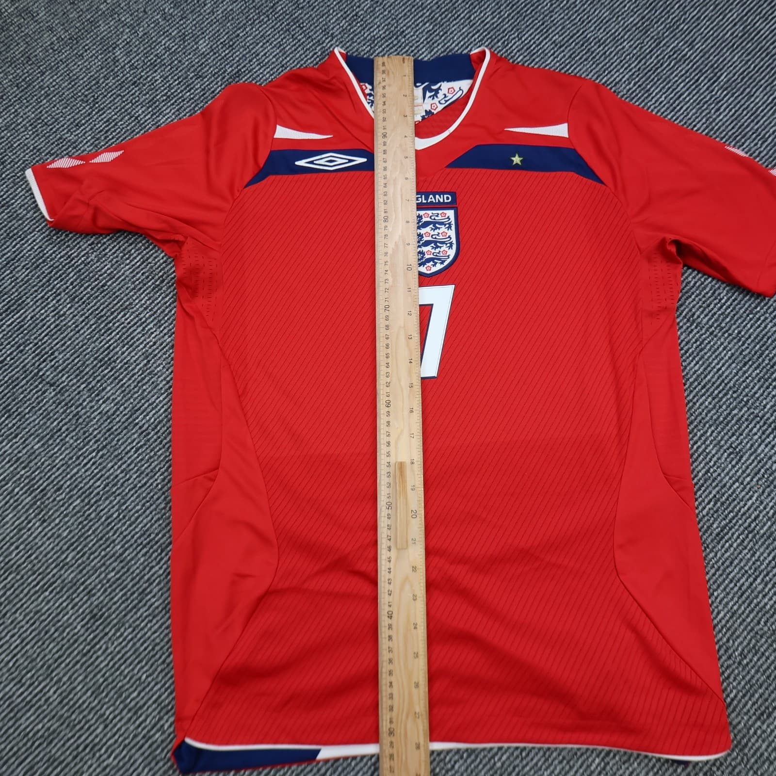 England Football Shirt Medium Red Away Kit 2008 2010 Jersey David Beckham photo 12
