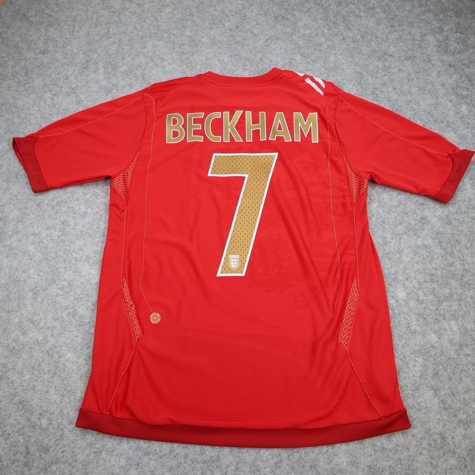 England Away Shirt Mens Medium Red 2006 2008 Football Umbro Beckham 7 Jersey