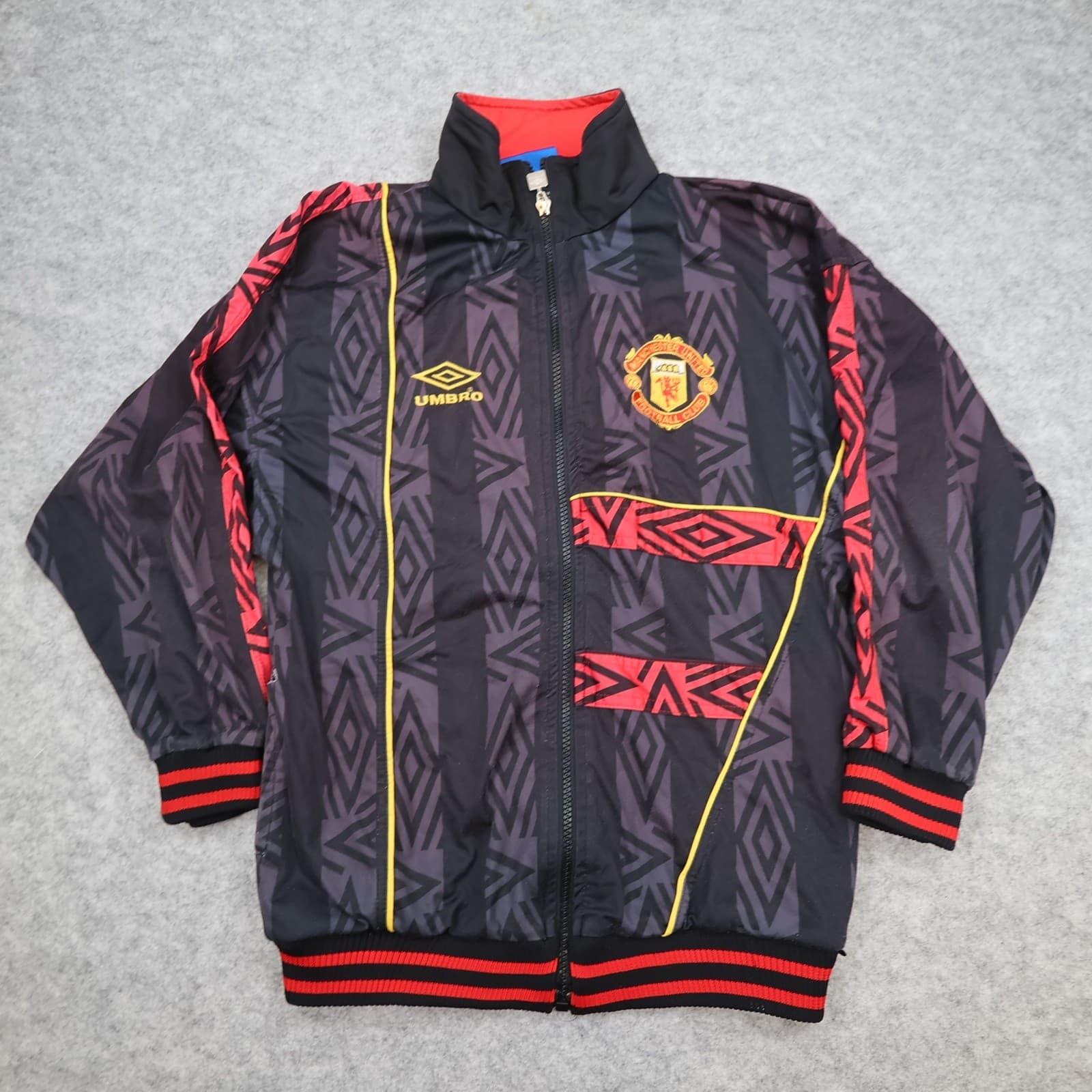 Manchester United Tracksuit 32" Kids Black Training Jacket Top Umbro 1992 1993