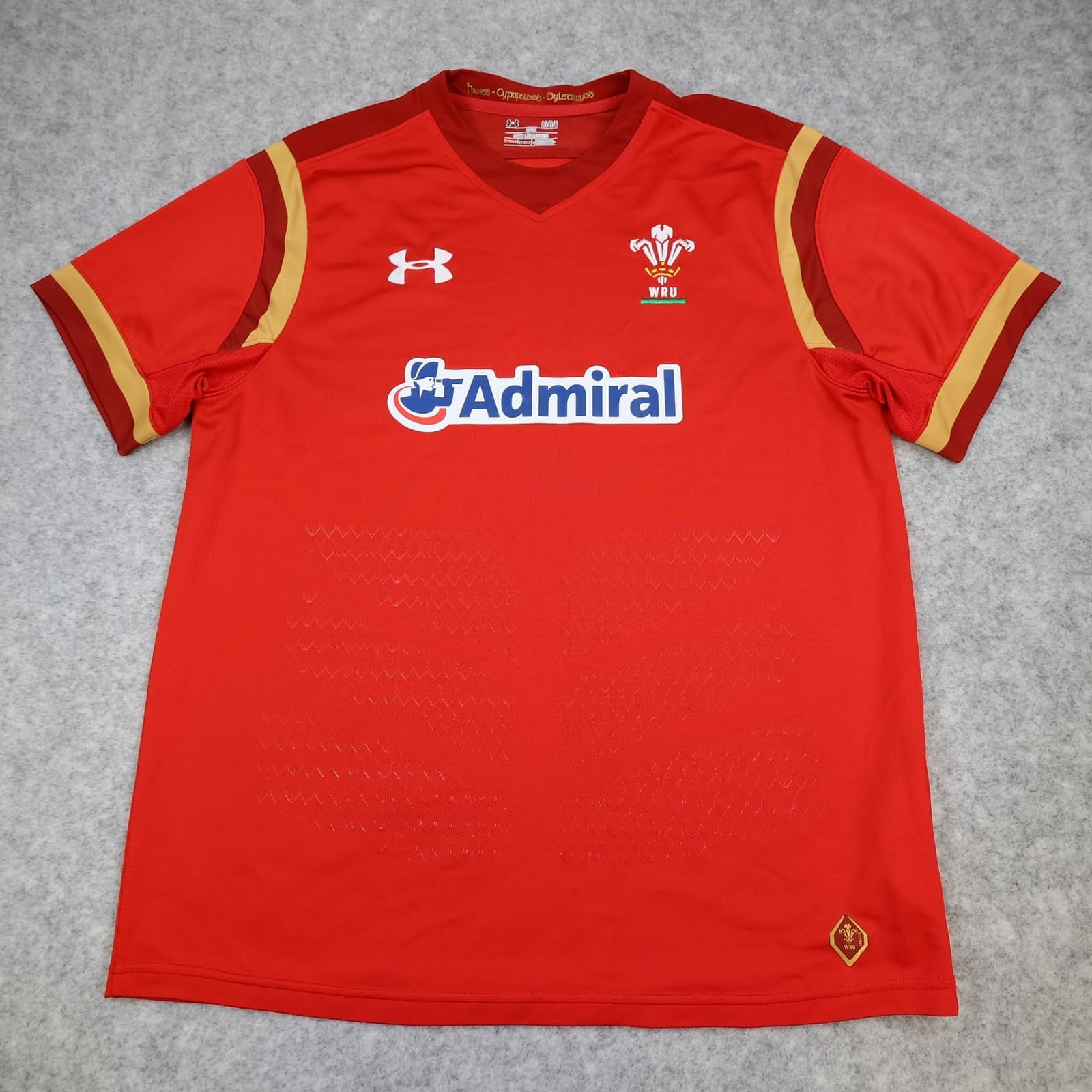 Wales Rugby Shirt Mens Large Red Rugby Union Under Armour 2015 2017 Jersey