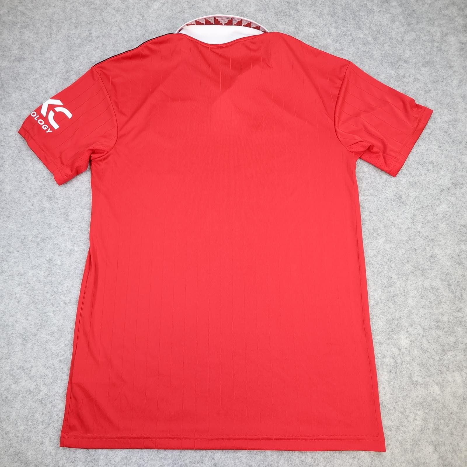 Manchester United Shirt Mens Medium Red Home 2022 2023 Adidas Soccer Jersey photo 2