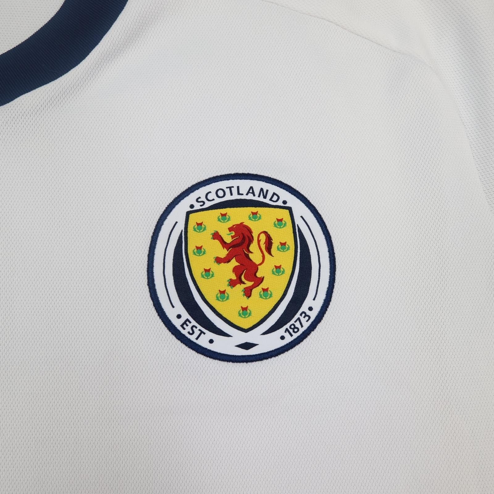 Scotland Shirt Mens 2XL Away 2022 2023 Football Jersey Adidas Slim Fit White photo 3