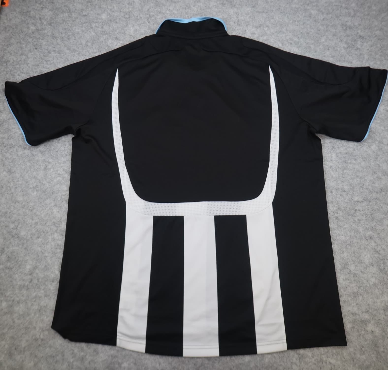 Newcastle United Shirt Extra Large Black Home Kit 2007 2009 Adidas Soccer Jersey photo 2