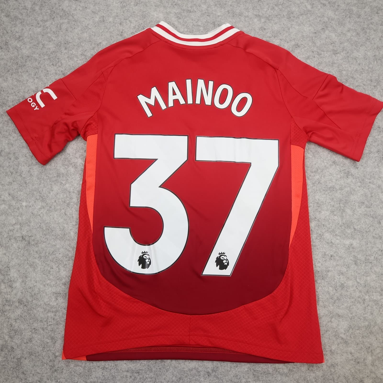 Manchester United Shirt 11-12 Years Red Home 2024 2025 Adidas Jersey Mainoo 37