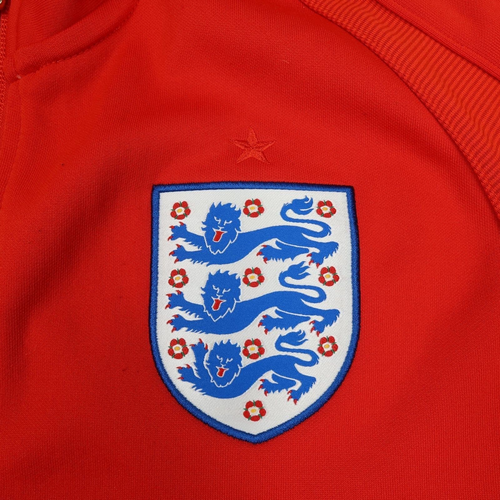 England Football Track Jacket Large Red Tracksuit Training Jacket 2016 2017 photo 3