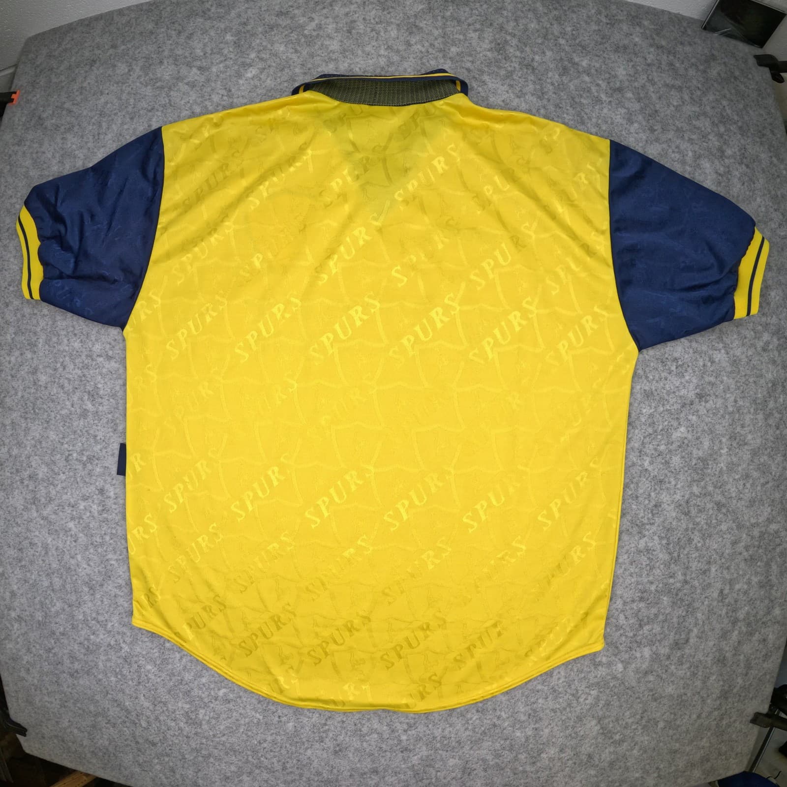 Vintage Tottenham Hotspur Football Shirt Large Yellow Away 1996 1997 PONY photo 2