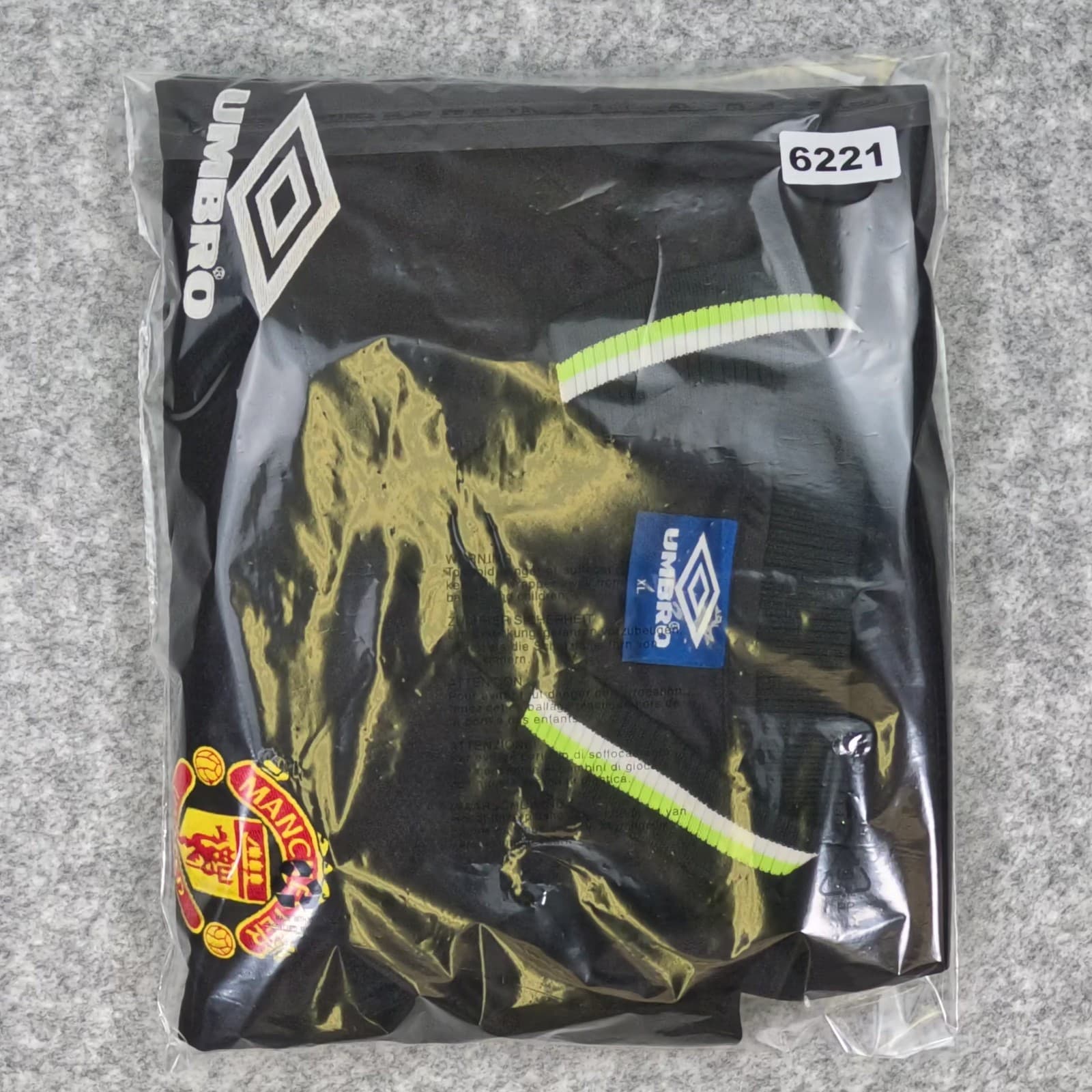 Manchester United Football Shirt Extra Large Black 1998 1999 Umbro Scholes 18 photo 4