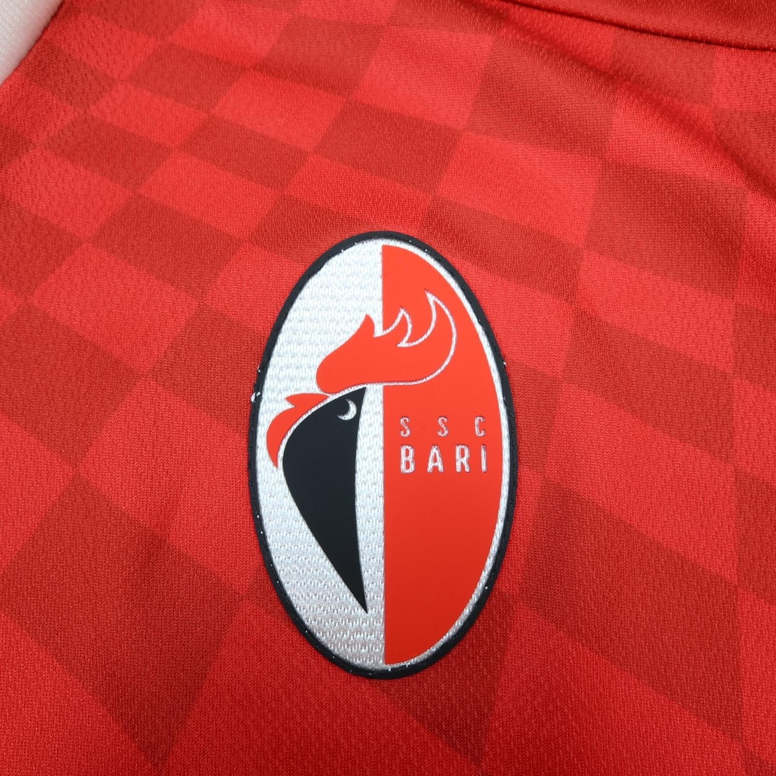 SSC Bari Shirt Mens Large Red Home 2025 2026 Errea Betsson Sport Jersey photo 4