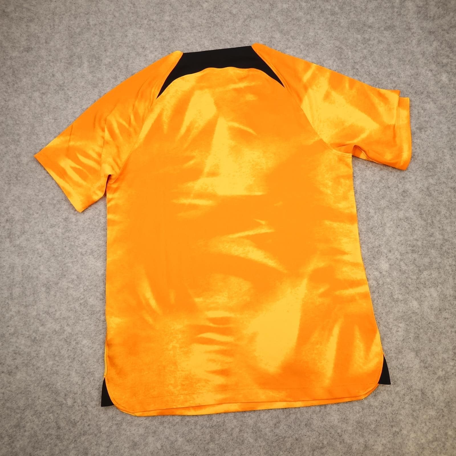 Netherlands Shirt Mens Medium Home 2022 2023 Orange Football Jersey Nike KNVB photo 2