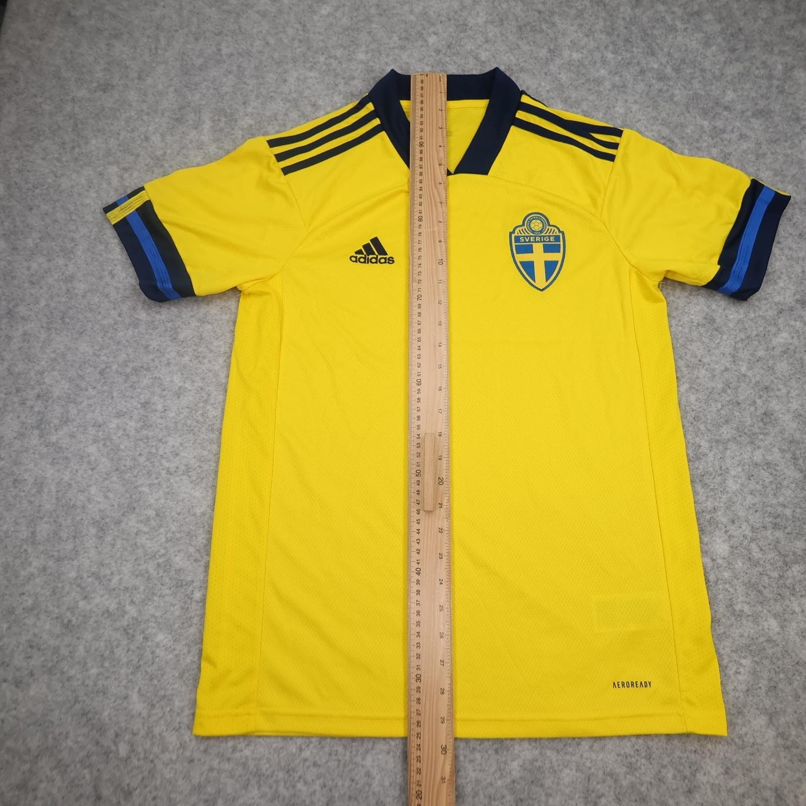 Sweden Home Shirt Mens Medium Yellow 2020 2021 Football Adidas AEROREADY Jersey photo 10