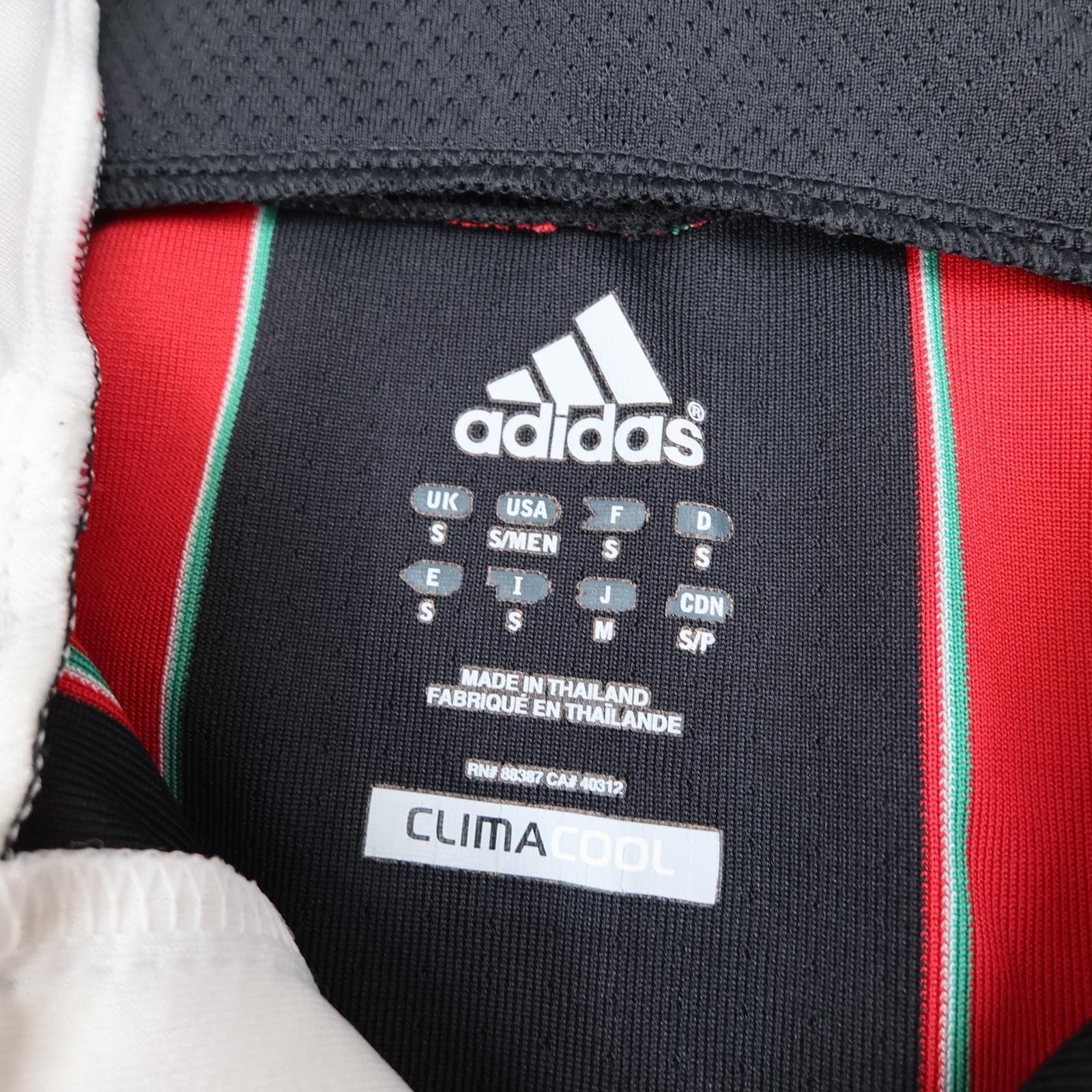 AC Milan Shirt Mens Small Red Black Home 2012 2013 Football Adidas Fly Emirates photo 4