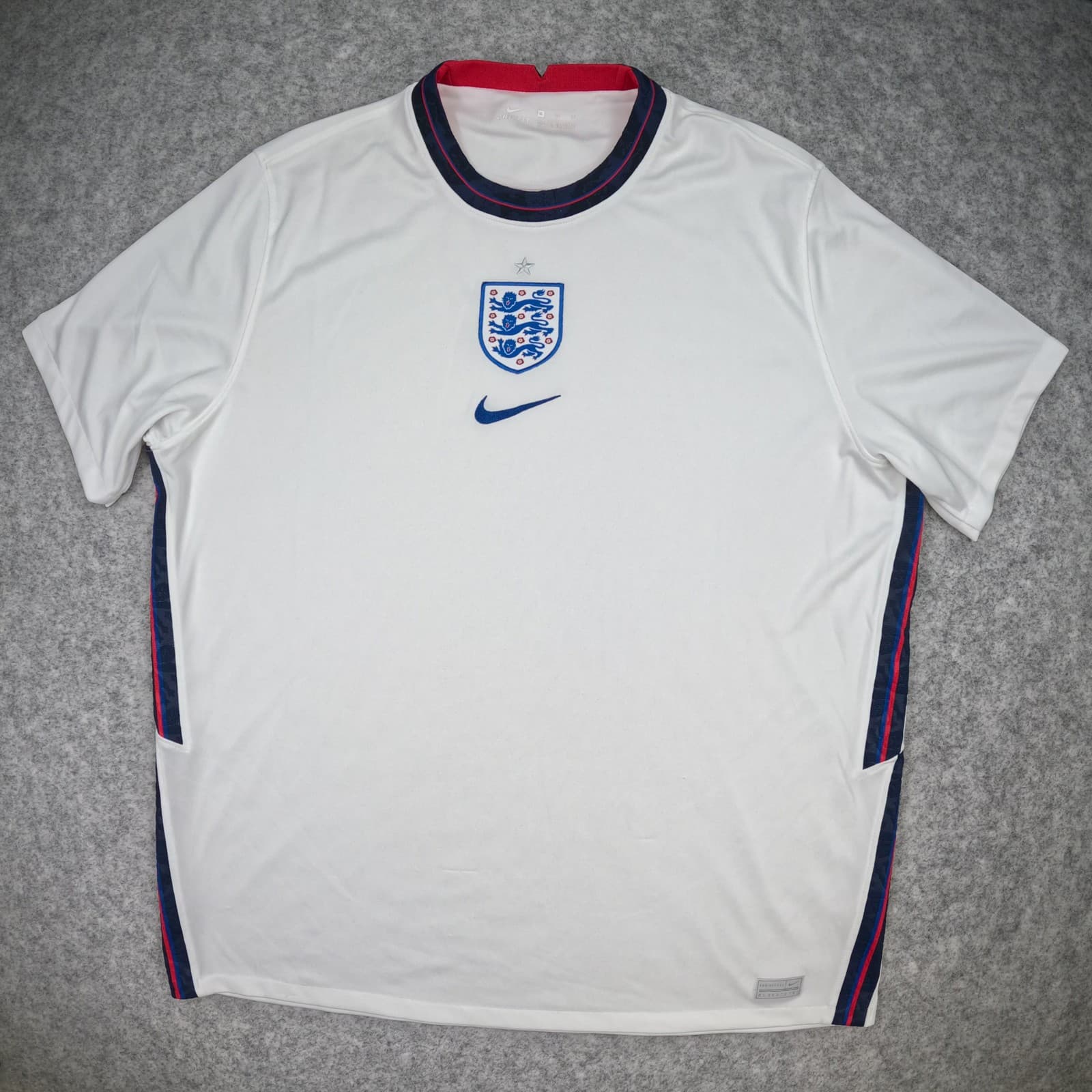 England Football Shirt Extra Large White Home Nike Dri FIT 2020 2022 Jersey